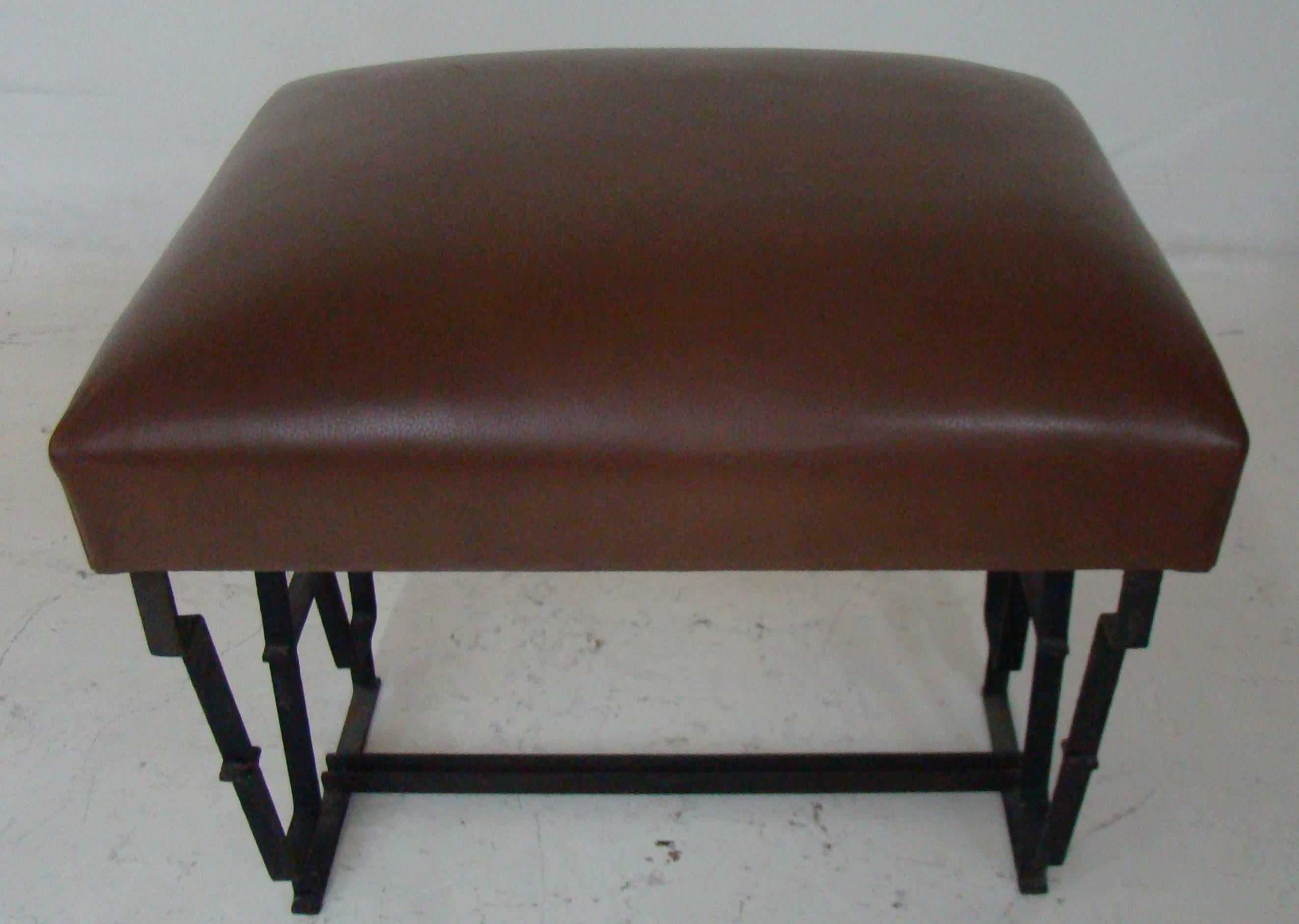 Stools Art Deco.

 Material: iron and leather
You want to live in the golden years, this is the stool that your project needs.
We have specialized in the sale of Art Deco and Art Nouveau styles since 1982.If you have any questions we are at your