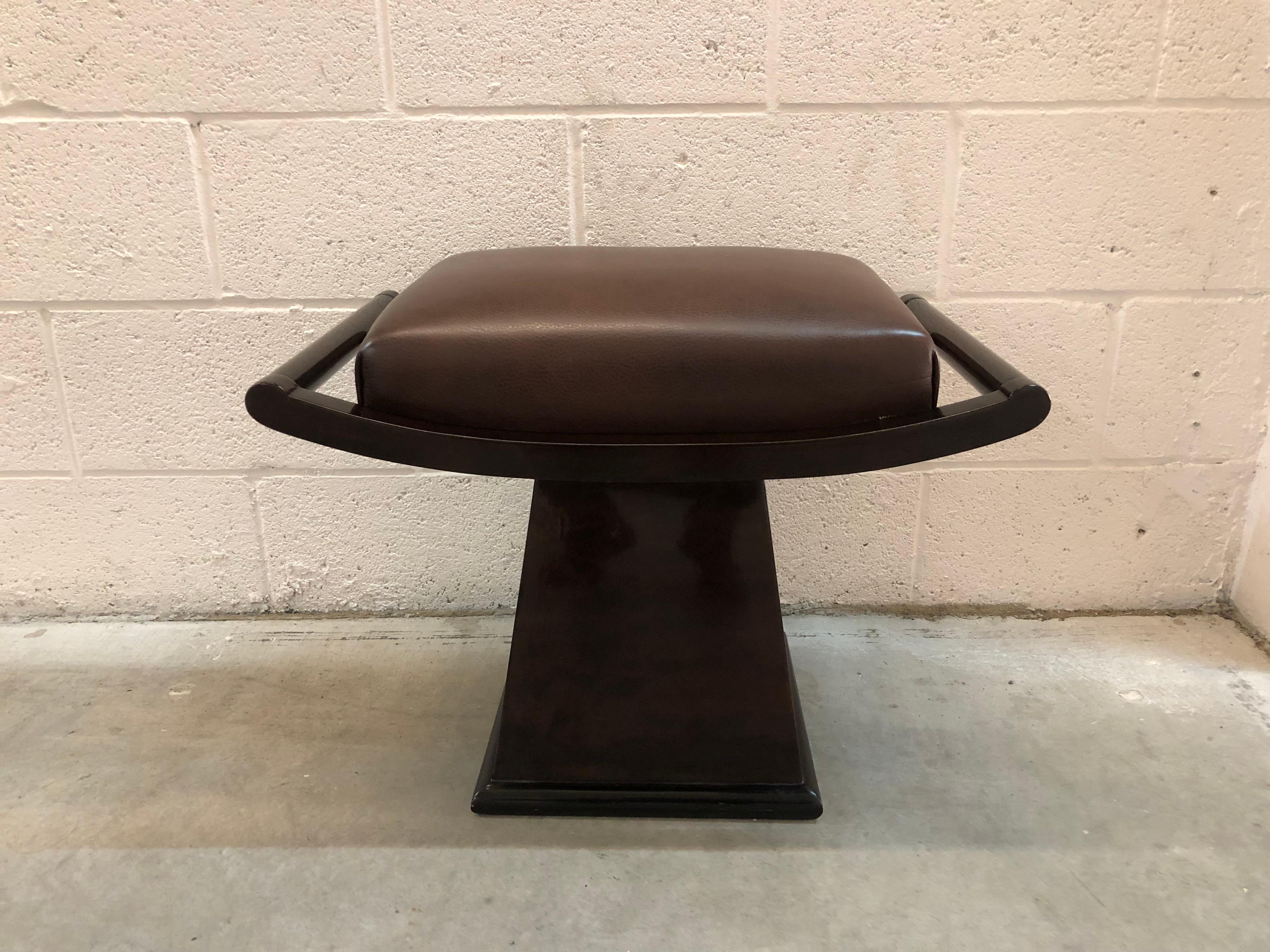 Art Deco Stool, Material Wood and leather, Country France, 1930 For Sale 1