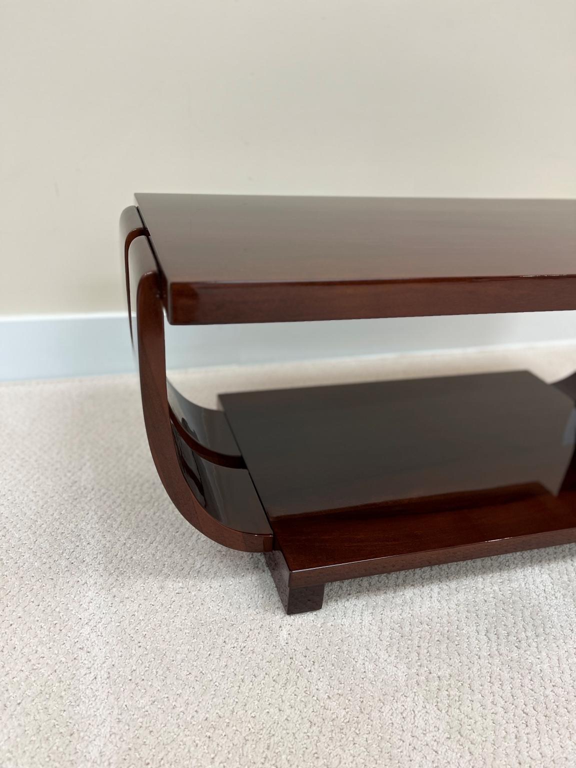 Art Deco Streamline Cocktail Tisch von Modern Age Furniture Company C.1930's im Zustand „Hervorragend“ im Angebot in Bernville, PA