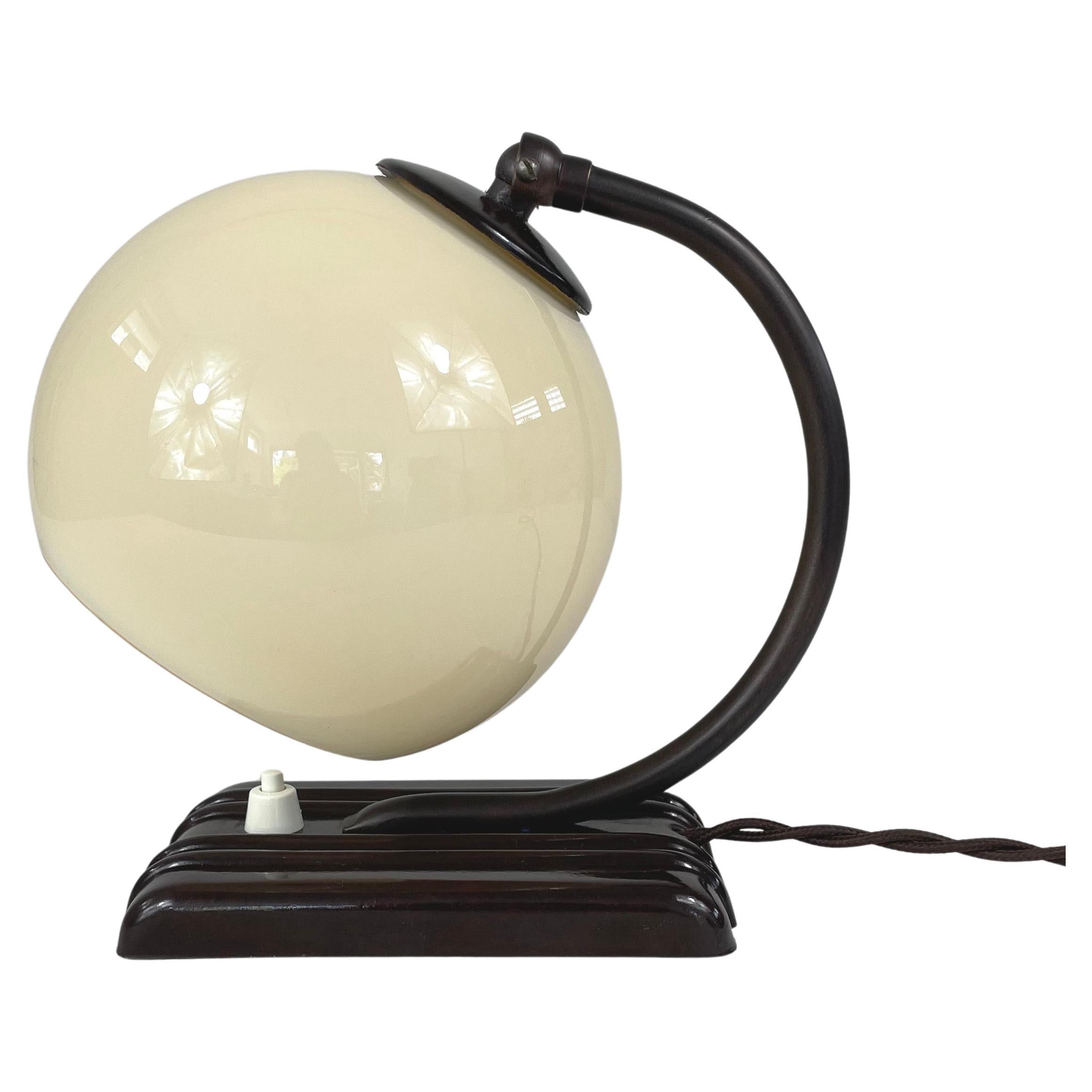 Art Deco Streamline Design Bakelite and Opaline Table Lamp, 1920s to 1930s