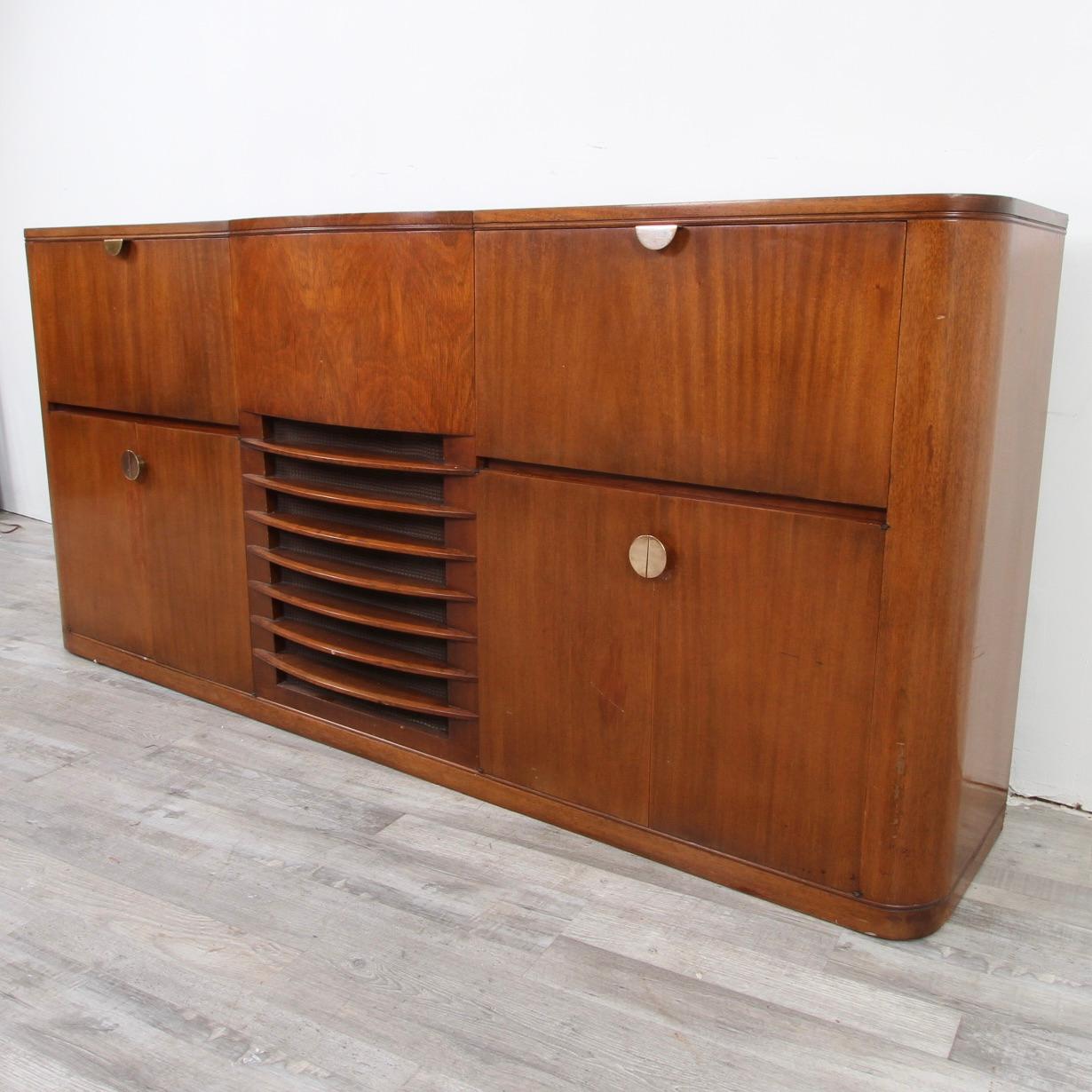 American Art Deco Streamline Entertainment / Bar Cabinet For Sale