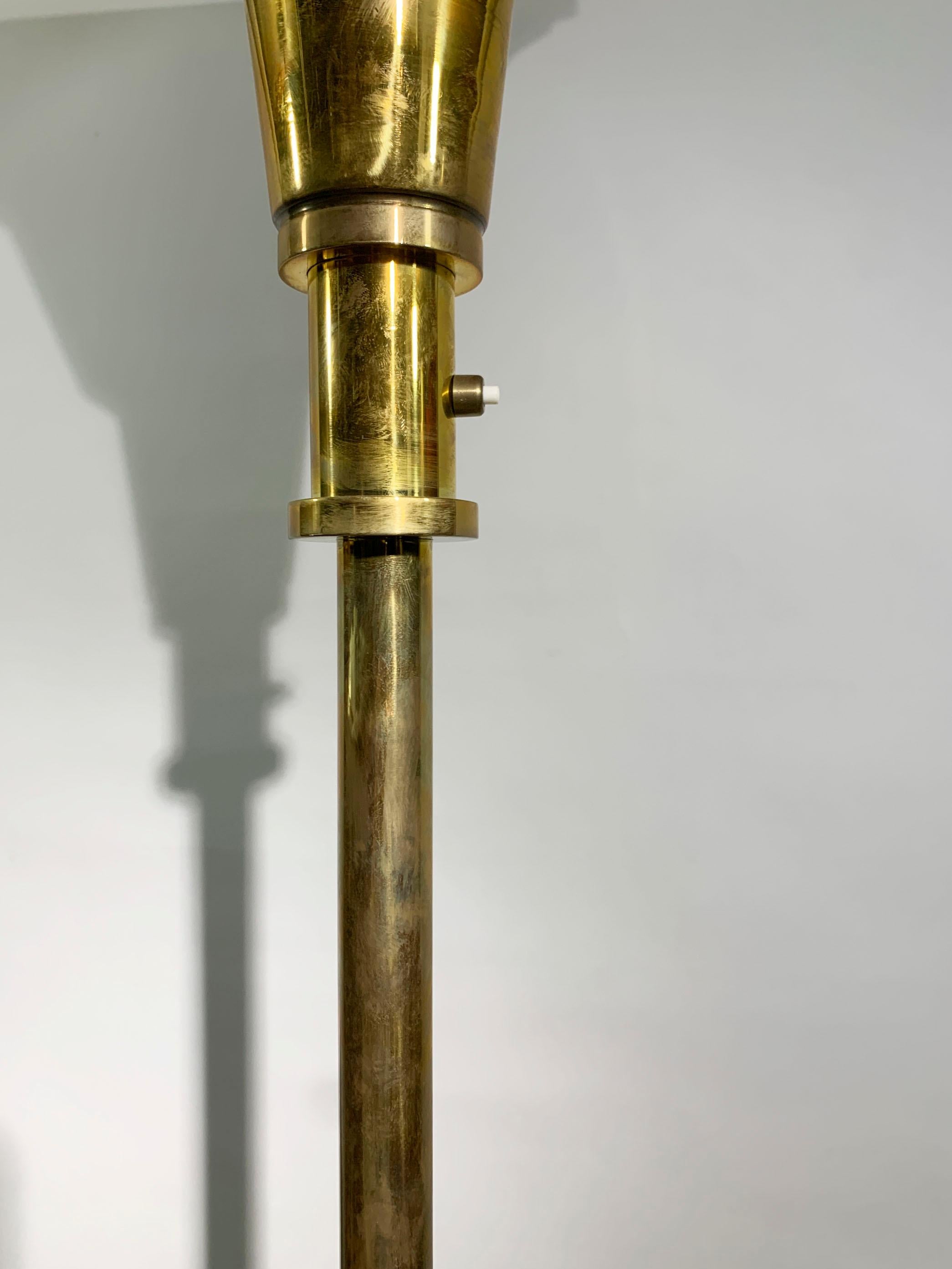 Art Deco Streamline Floor Lamp Torchiere, 1940s In Good Condition For Sale In Beirut, LB