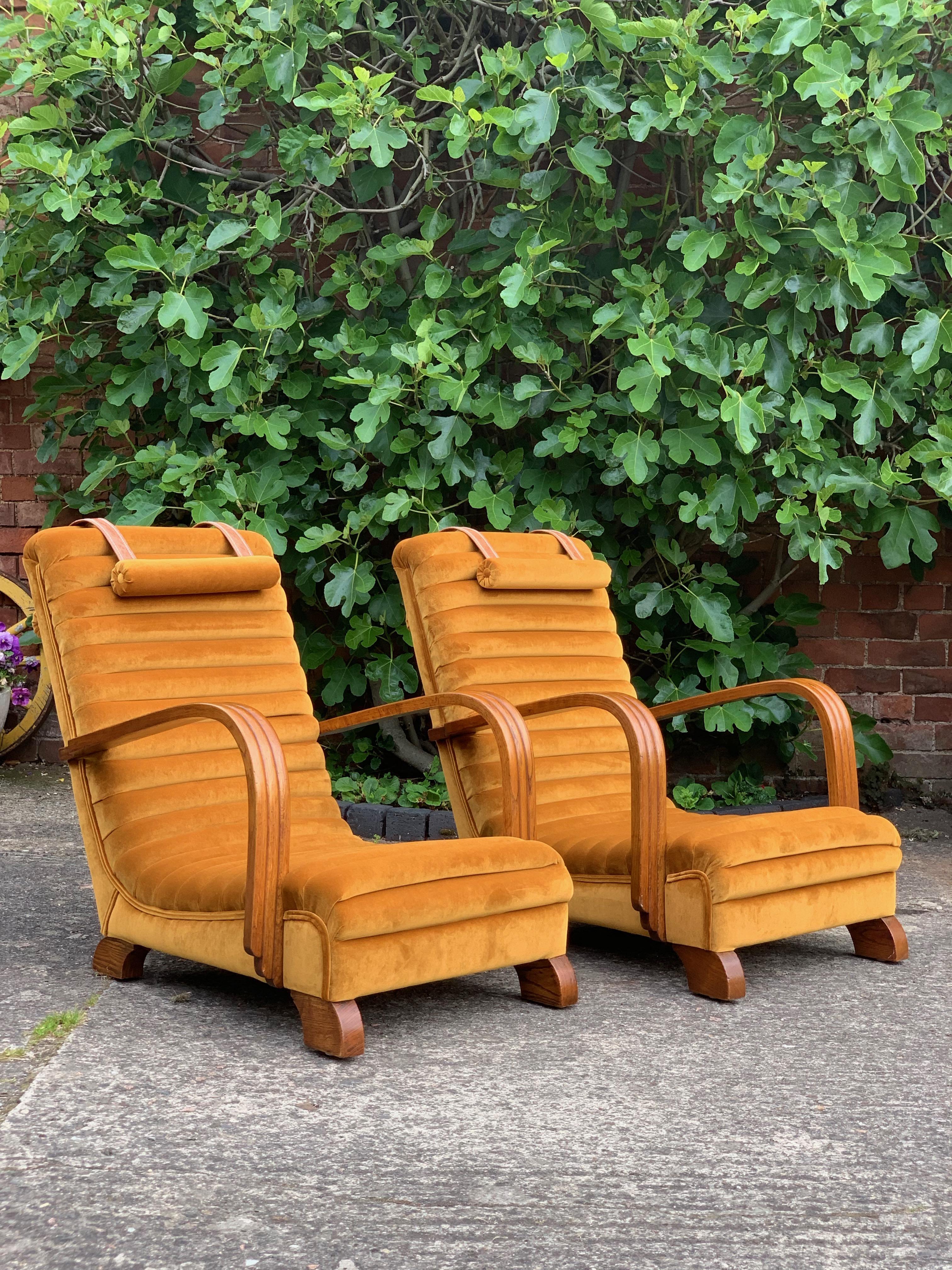 British Art Deco Streamline Lounge Chairs by Heals of London, circa 1930s