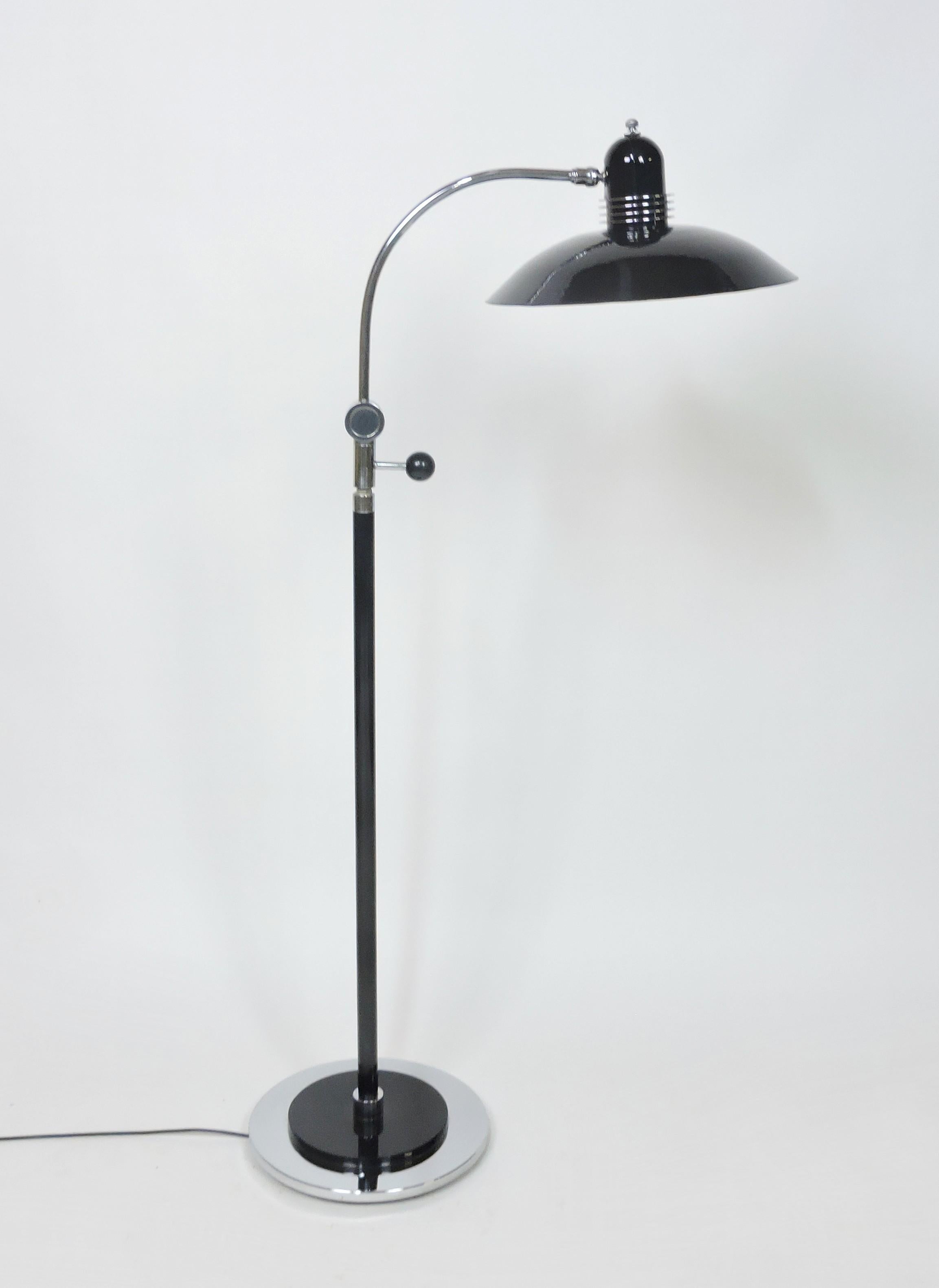 Art Déco Streamline Machine Age Noir et Chrome Lampadaire ajustable en vente 6