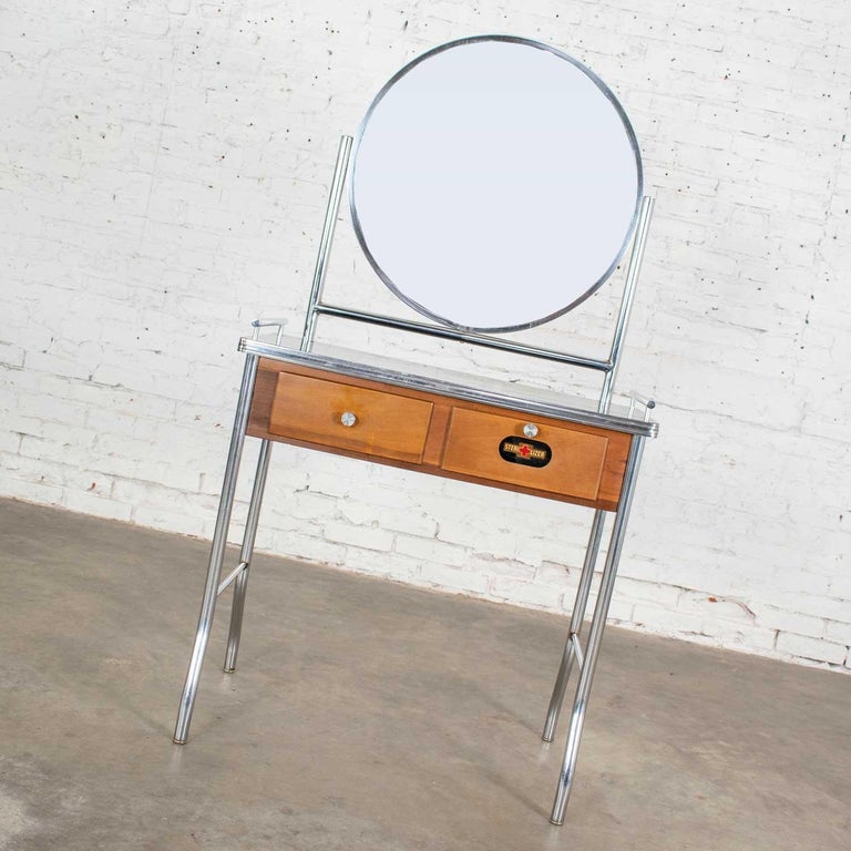 Art Deco Streamline Modern Machine Age Chrome Maple and Black Make Up Vanity In Good Condition For Sale In Topeka, KS