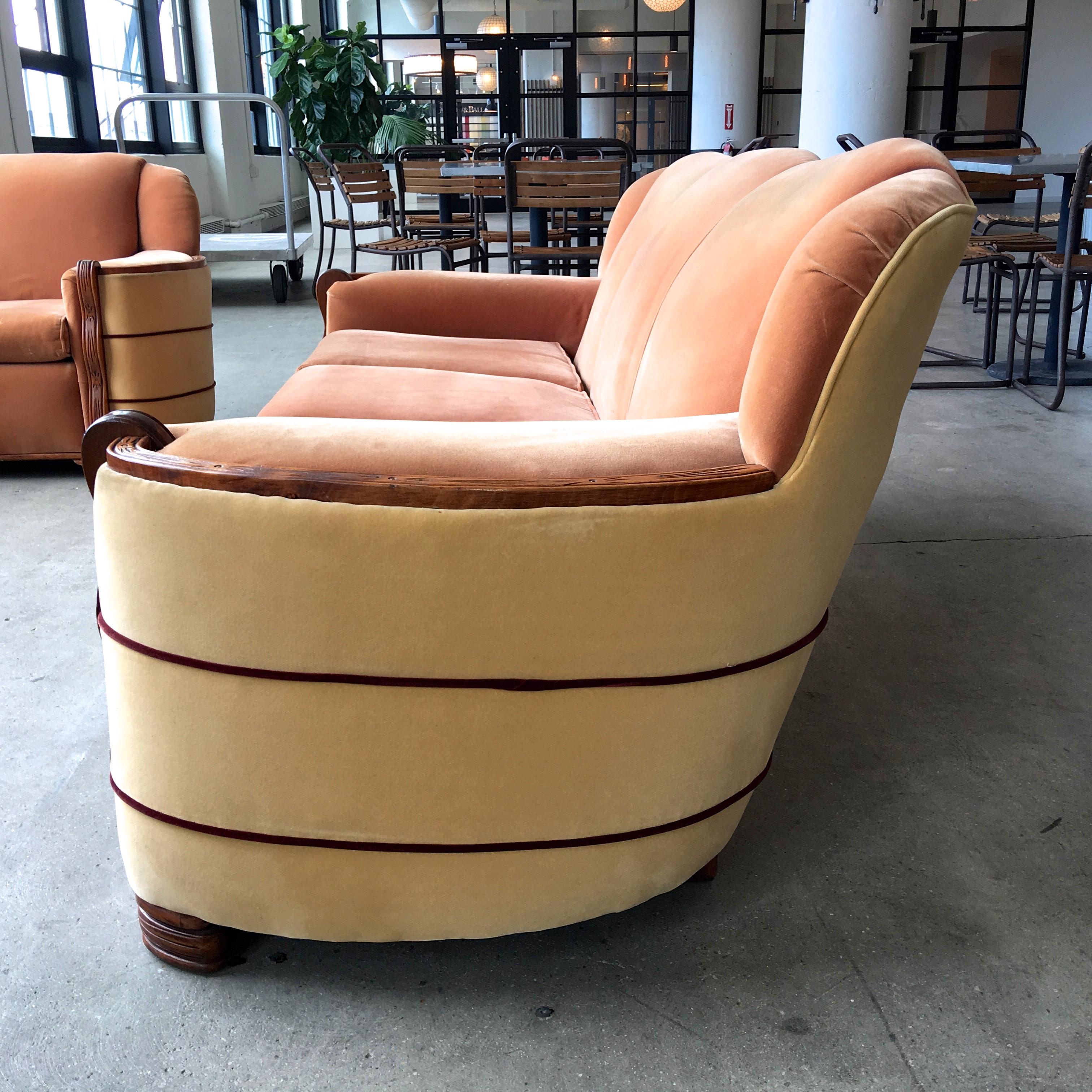 Suite de canapés et de fauteuils club en mohair Art Déco Streamline Bon état à Hanover, MA