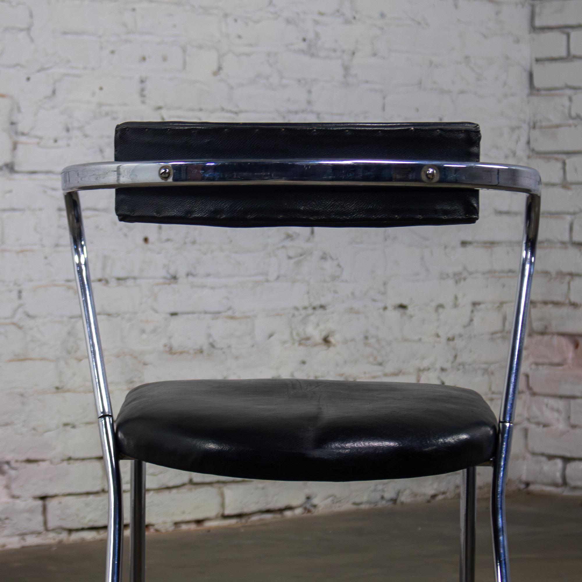 Silla Lateral Art Decó Streamline Vinilo Negro y Cromo Manera de Gilbert Rohde en venta 9