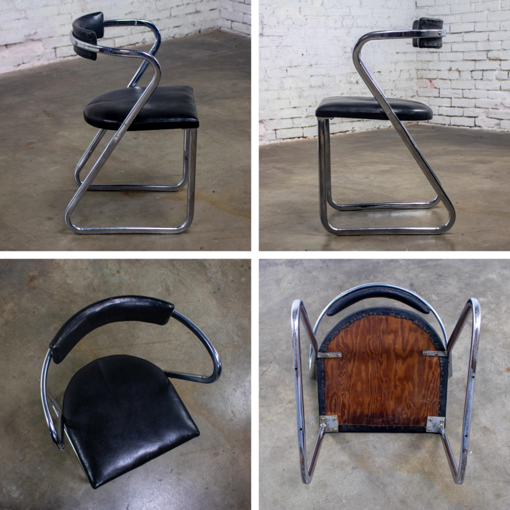 Silla Lateral Art Decó Streamline Vinilo Negro y Cromo Manera de Gilbert Rohde en venta 12