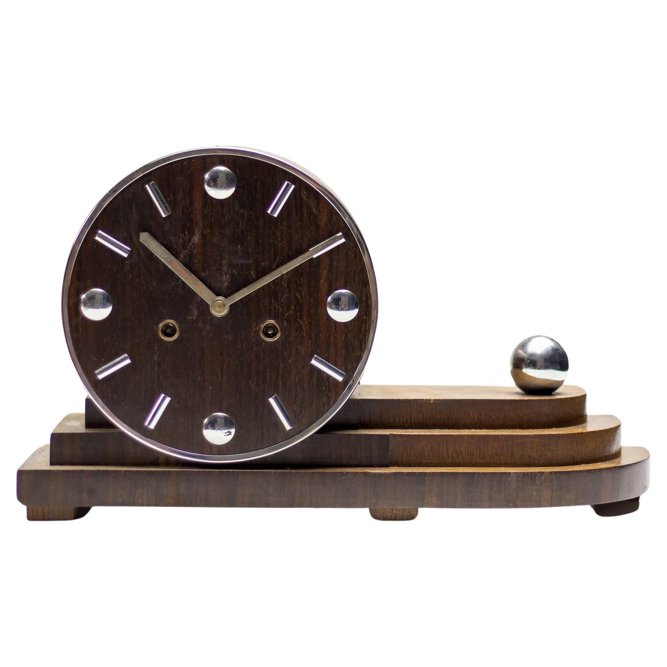 Art Deco Streamlined Clock For Sale