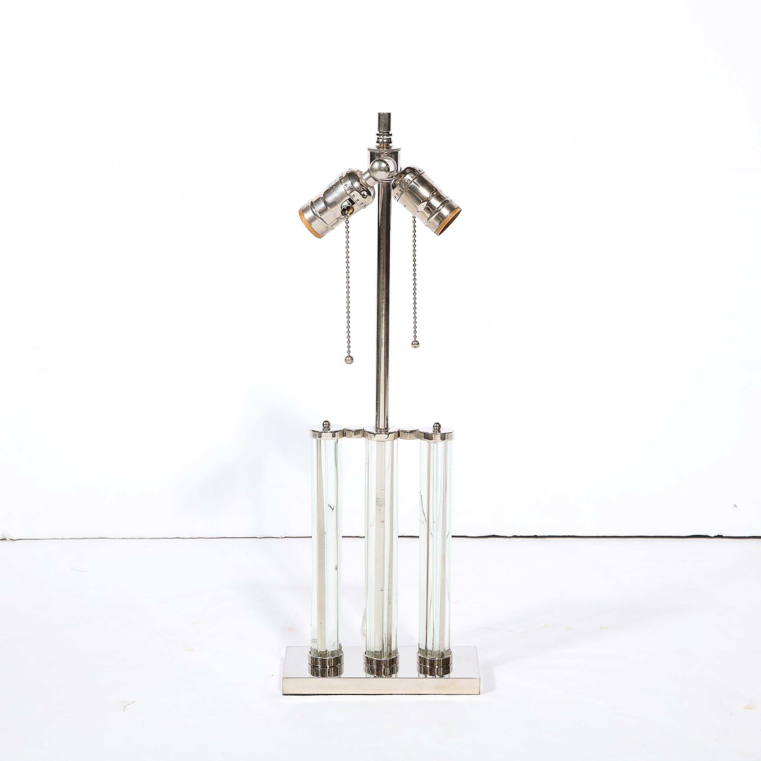 Verre Lampe de table Art déco de forme cylindrique profilée en verre et nickel poli en vente
