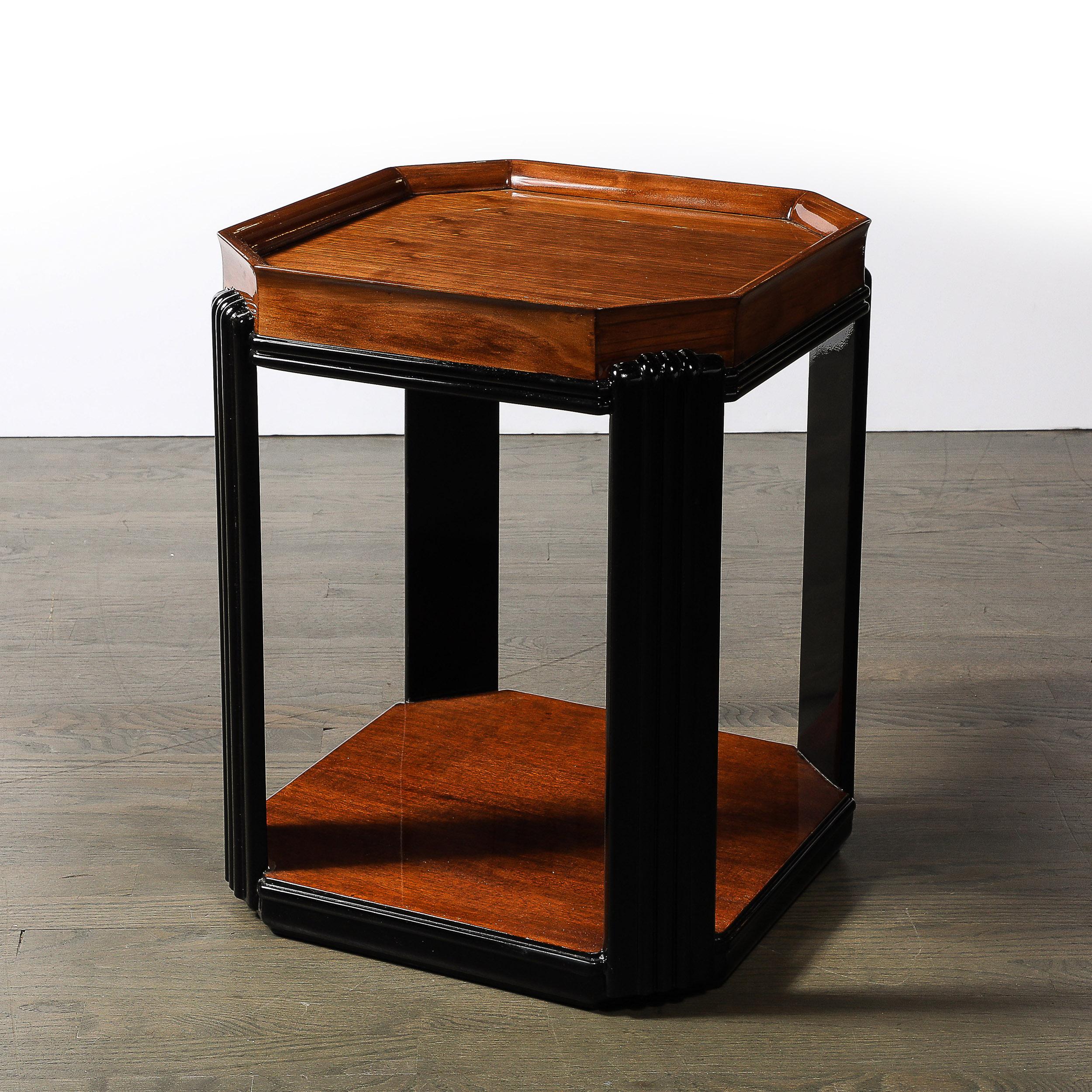 Art Deco Streamlined Machine Age Bookmatched Walnut & Fluted Black Lacquer Table In Excellent Condition For Sale In New York, NY
