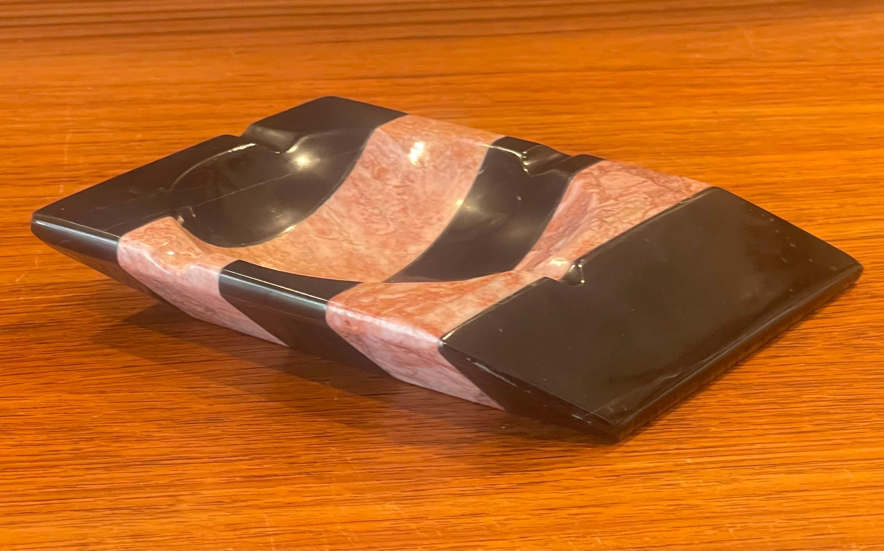 20th Century Art Deco Striped Marble Ashtray For Sale