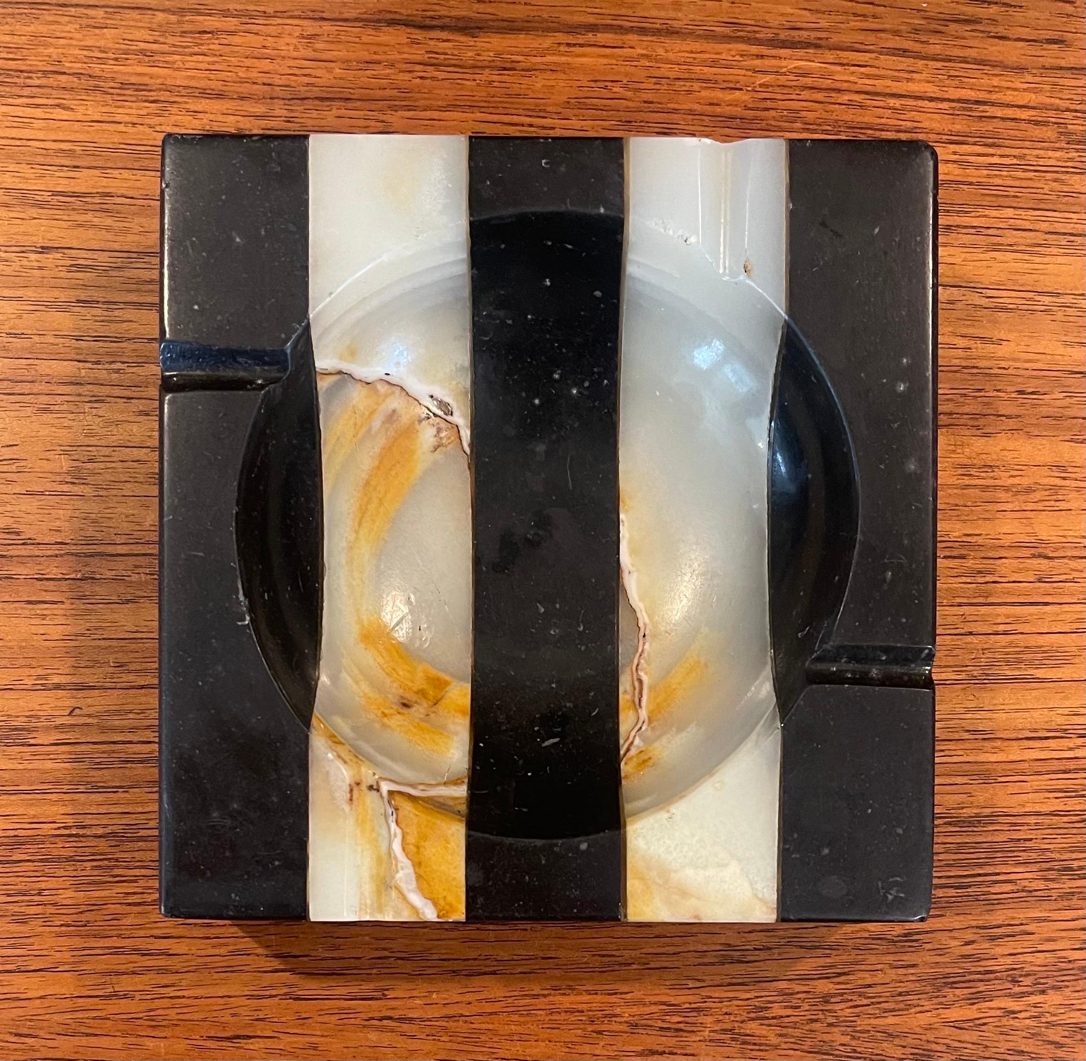 Art Deco Striped Marble Ashtray In Good Condition For Sale In San Diego, CA