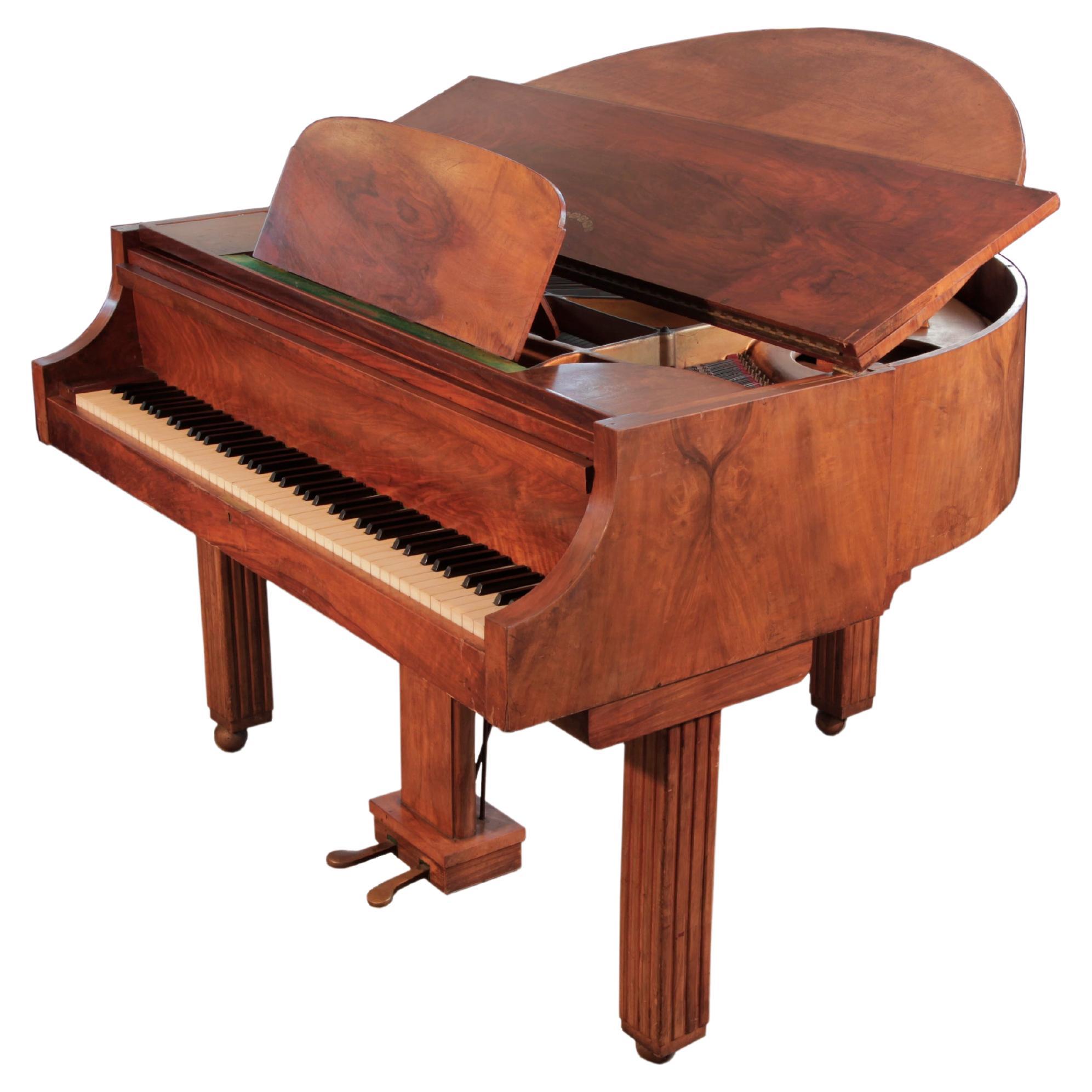 Art Deco Strohmenger Baby Grand Piano Figured Walnut Square Legs and Lyre