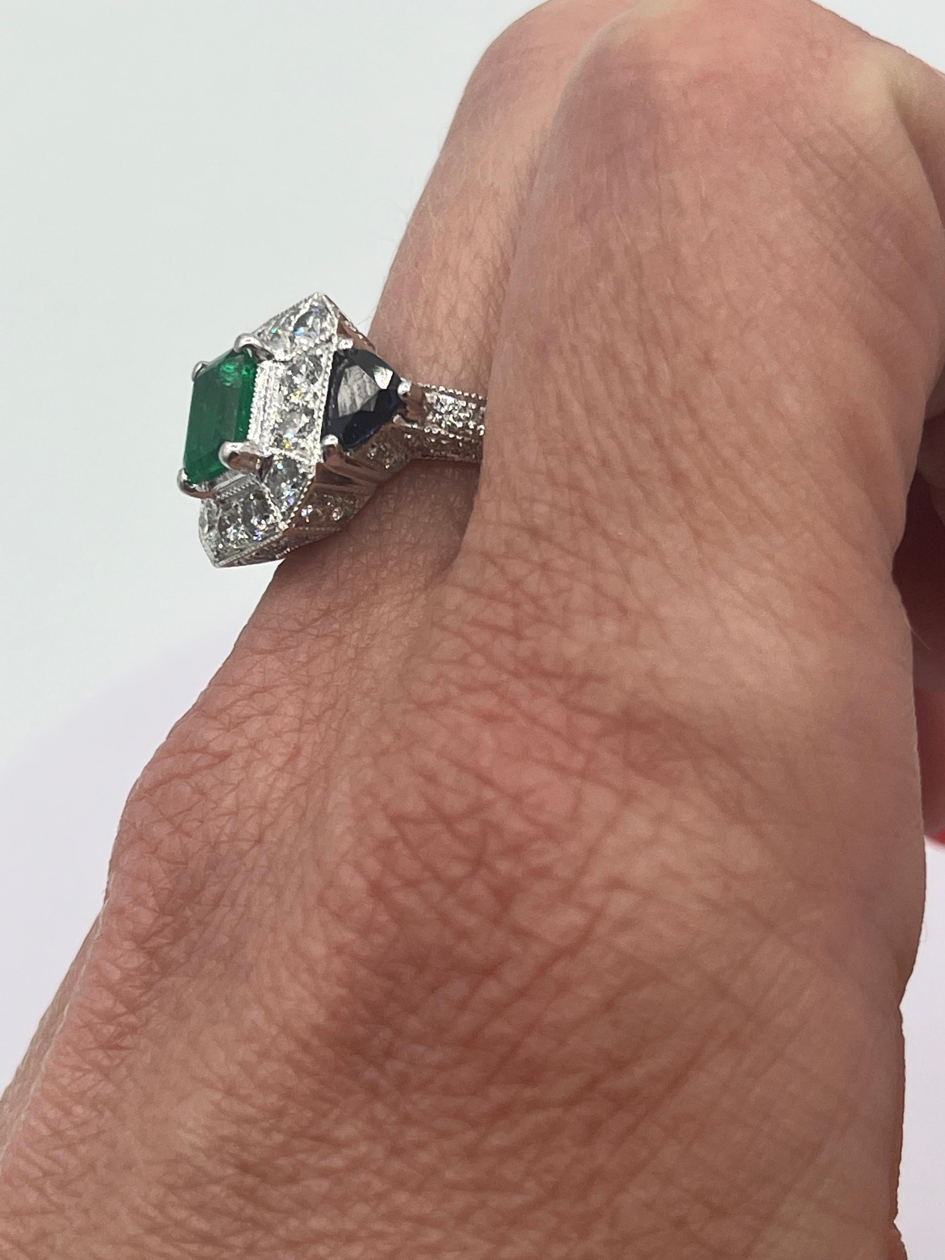 Art Deco Styl  Colombia Emerald Diamond Sapphire Ring Platinum For Sale 4