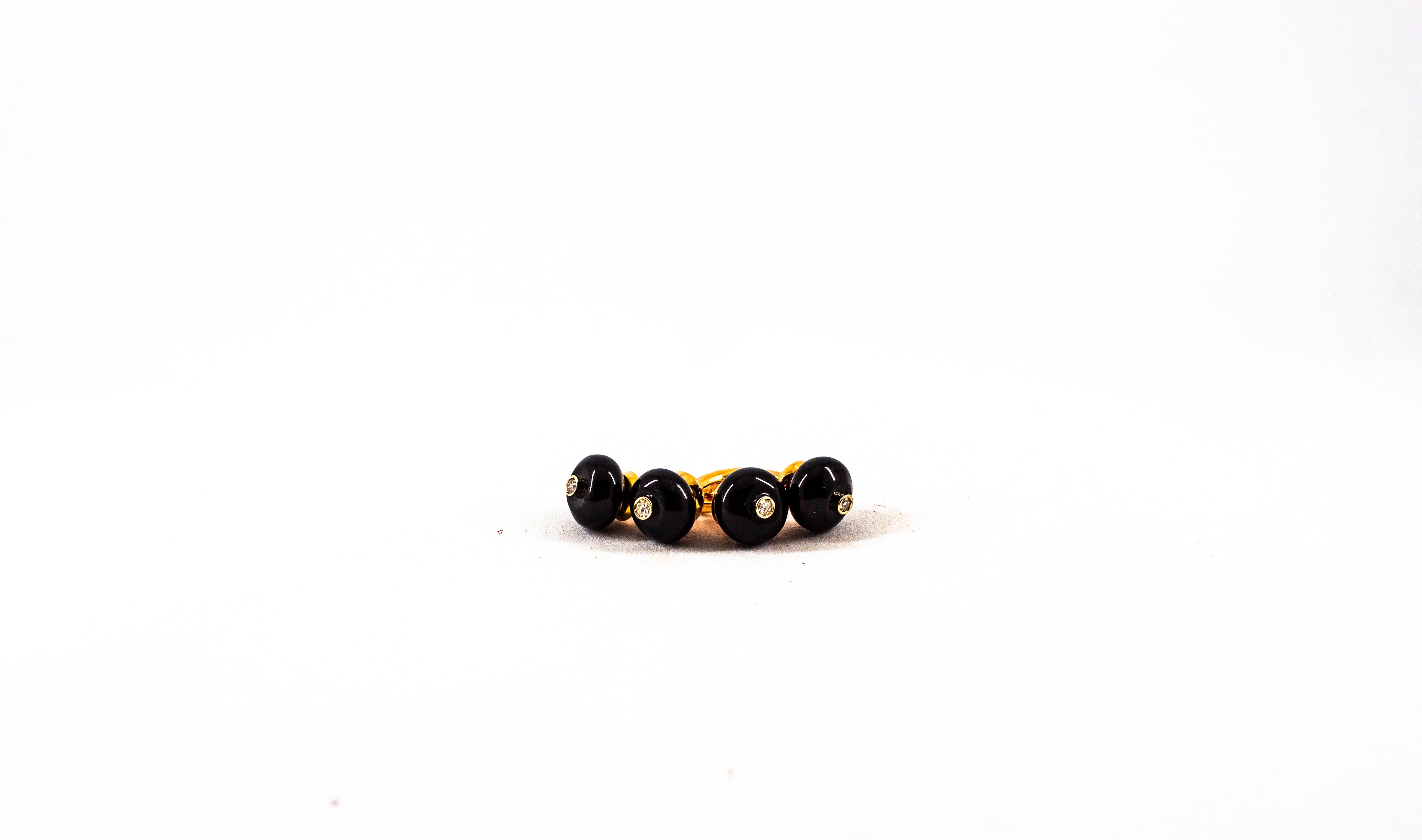 Brilliant Cut Art Deco Style 0.08 Carat Modern Round Cut Diamond Onyx Yellow Gold Cufflinks For Sale