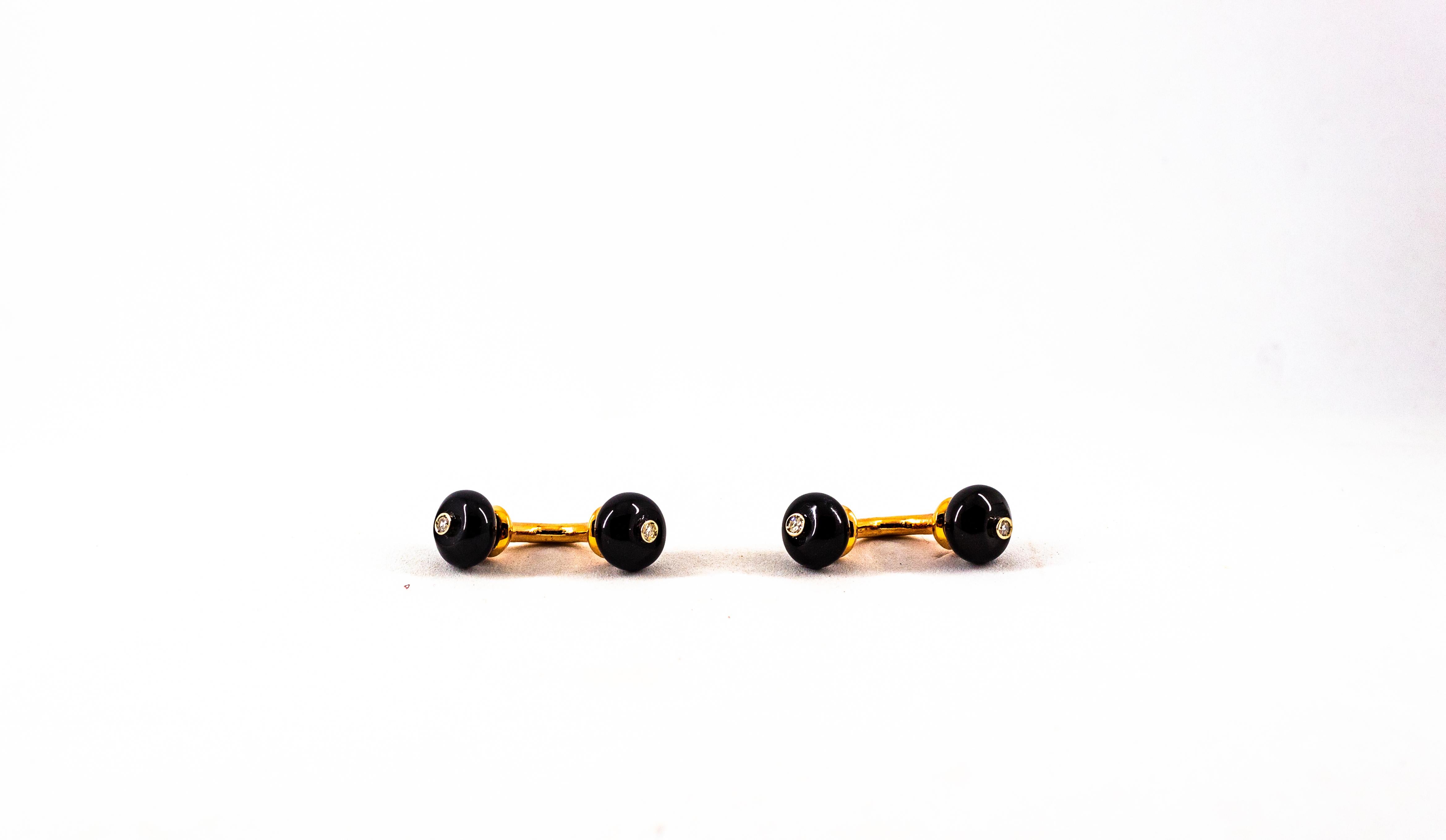 Art Deco Style 0.08 Carat Modern Round Cut Diamond Onyx Yellow Gold Cufflinks For Sale 1