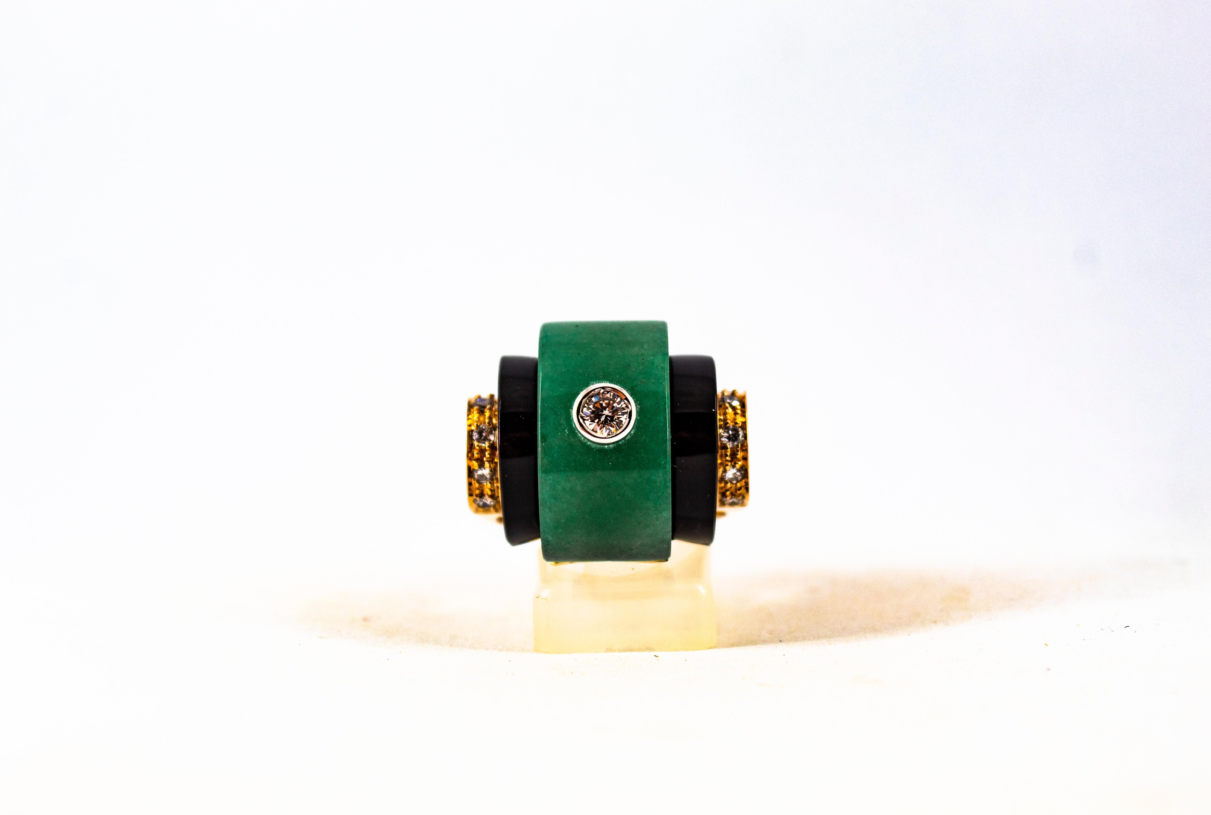 Art Deco Style 0.35 Carat White Diamond Onyx Jade Yellow Gold Cocktail Ring For Sale 6