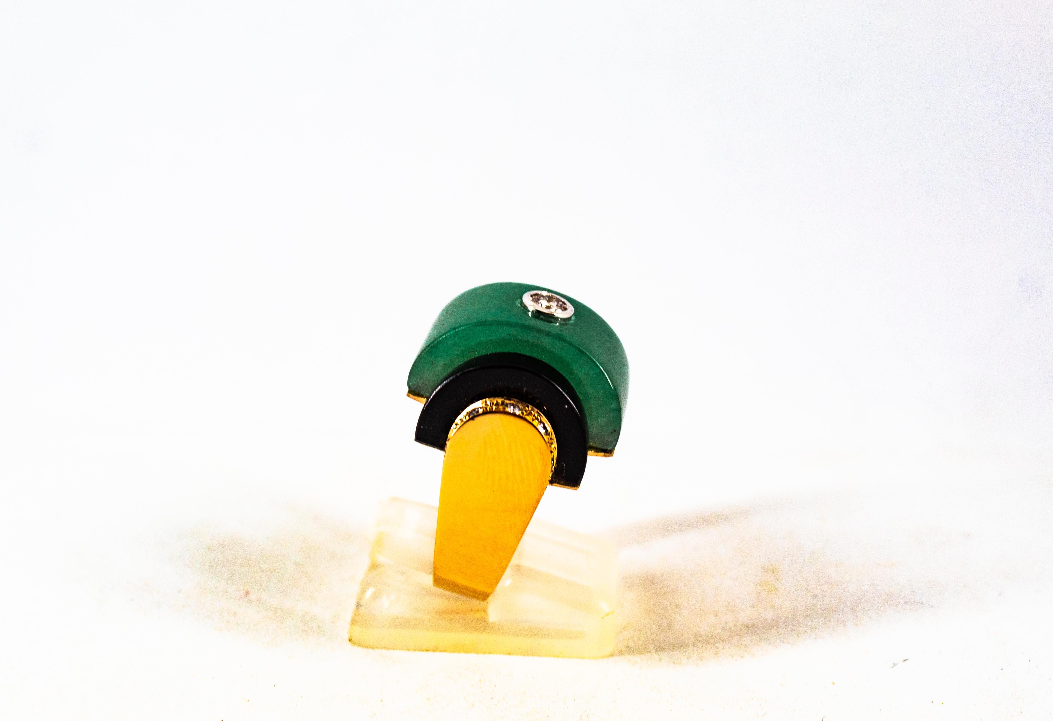 Bague cocktail en or jaune de style Art déco avec diamant blanc 0,35 carat, onyx et jade en vente 3