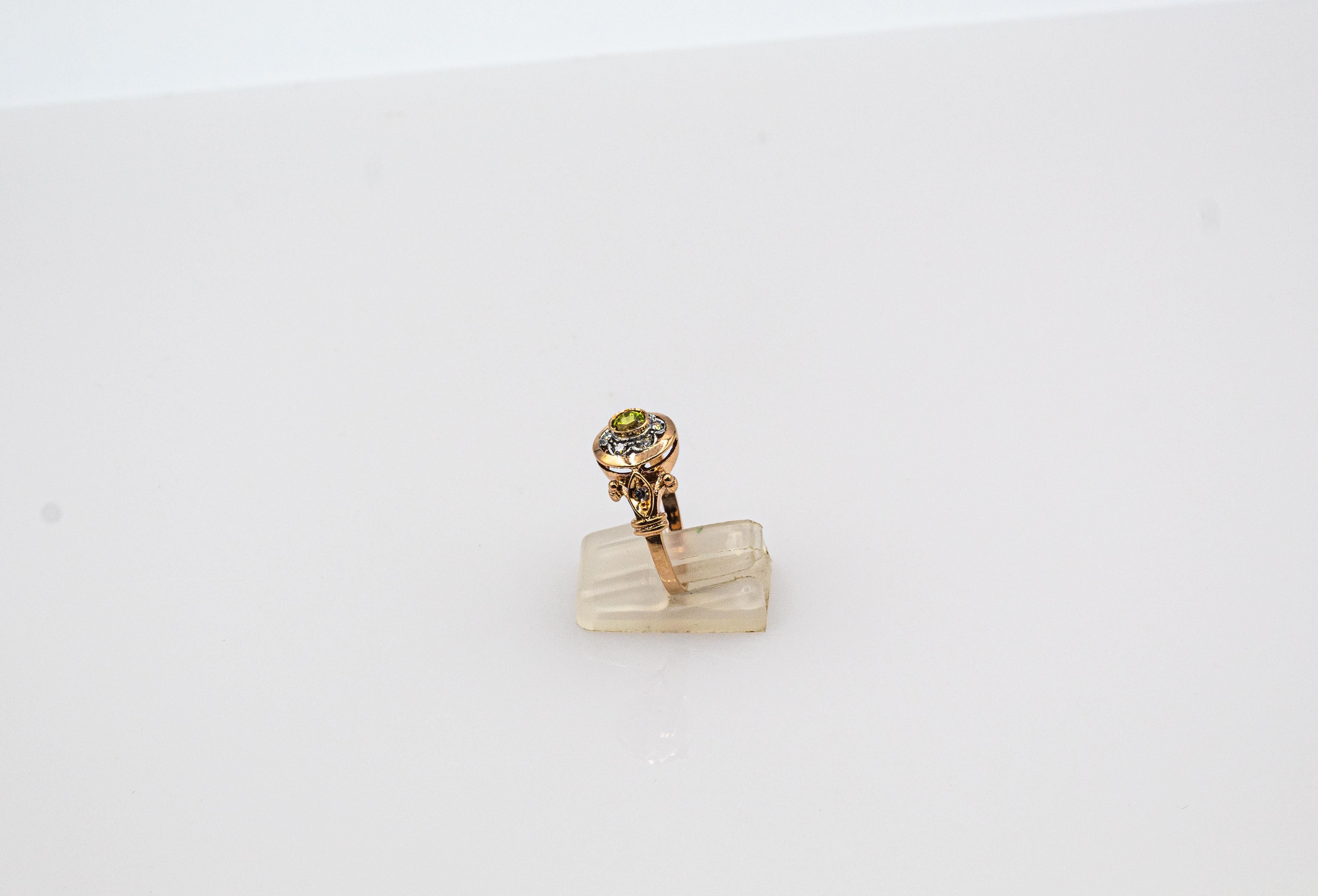Bague en or jaune style art déco 0,40 carat diamant blanc taille ronde péridot en vente 2