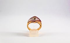 Art Deco Style 0.60 Carat White Diamond 1.53 Carat Ruby Yellow Gold Band Ring