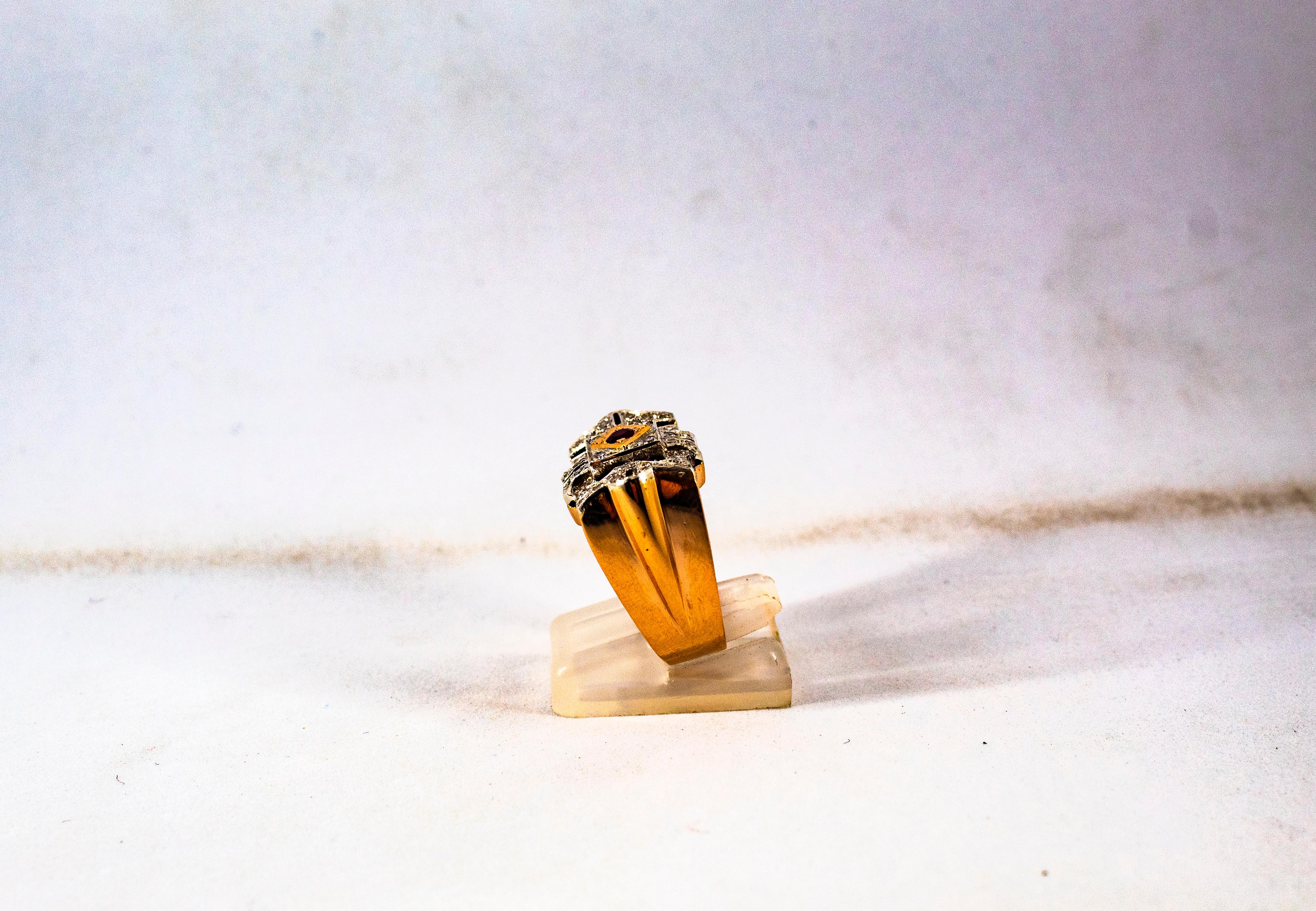 Anello da cocktail in oro giallo con diamante bianco e rubino in stile Art Deco da 0,60 carati in vendita 3