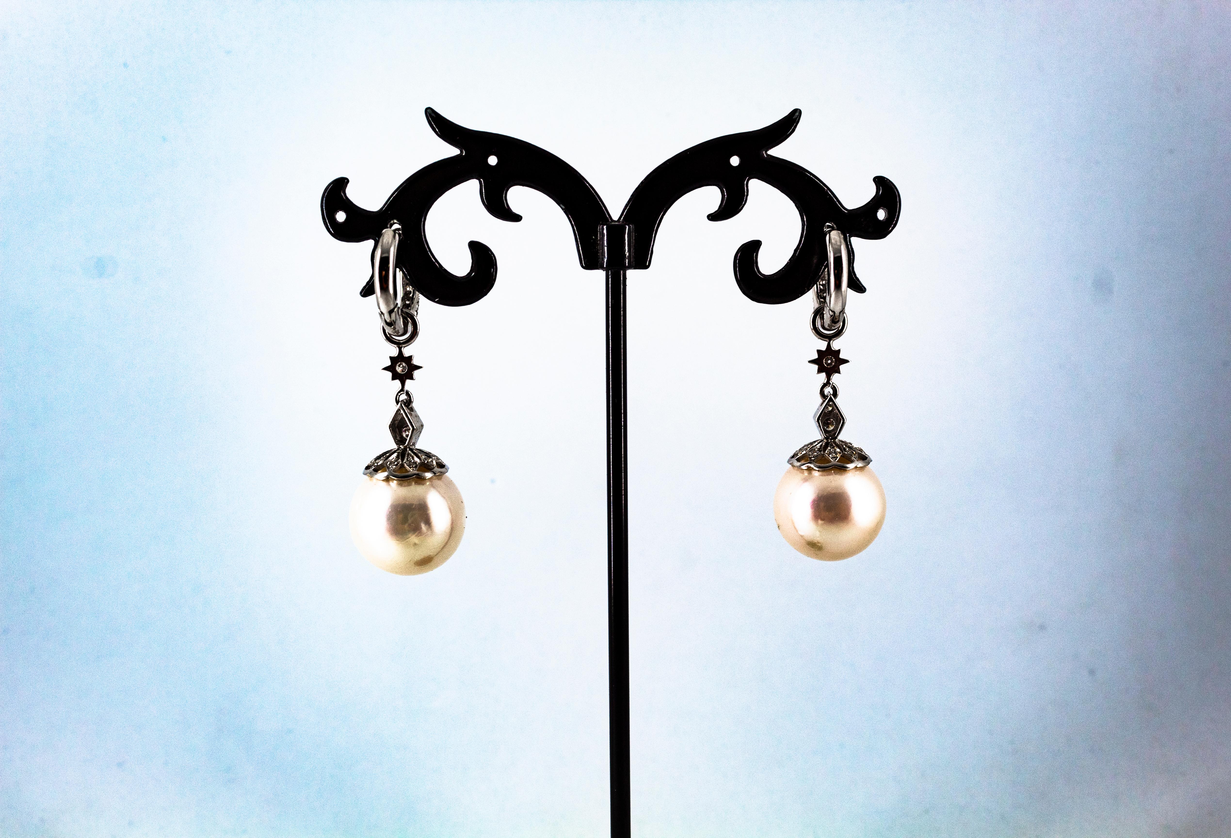 Orecchini in oro bianco con diamante rotondo moderno da 0,60 carati in stile Art Déco in vendita 7
