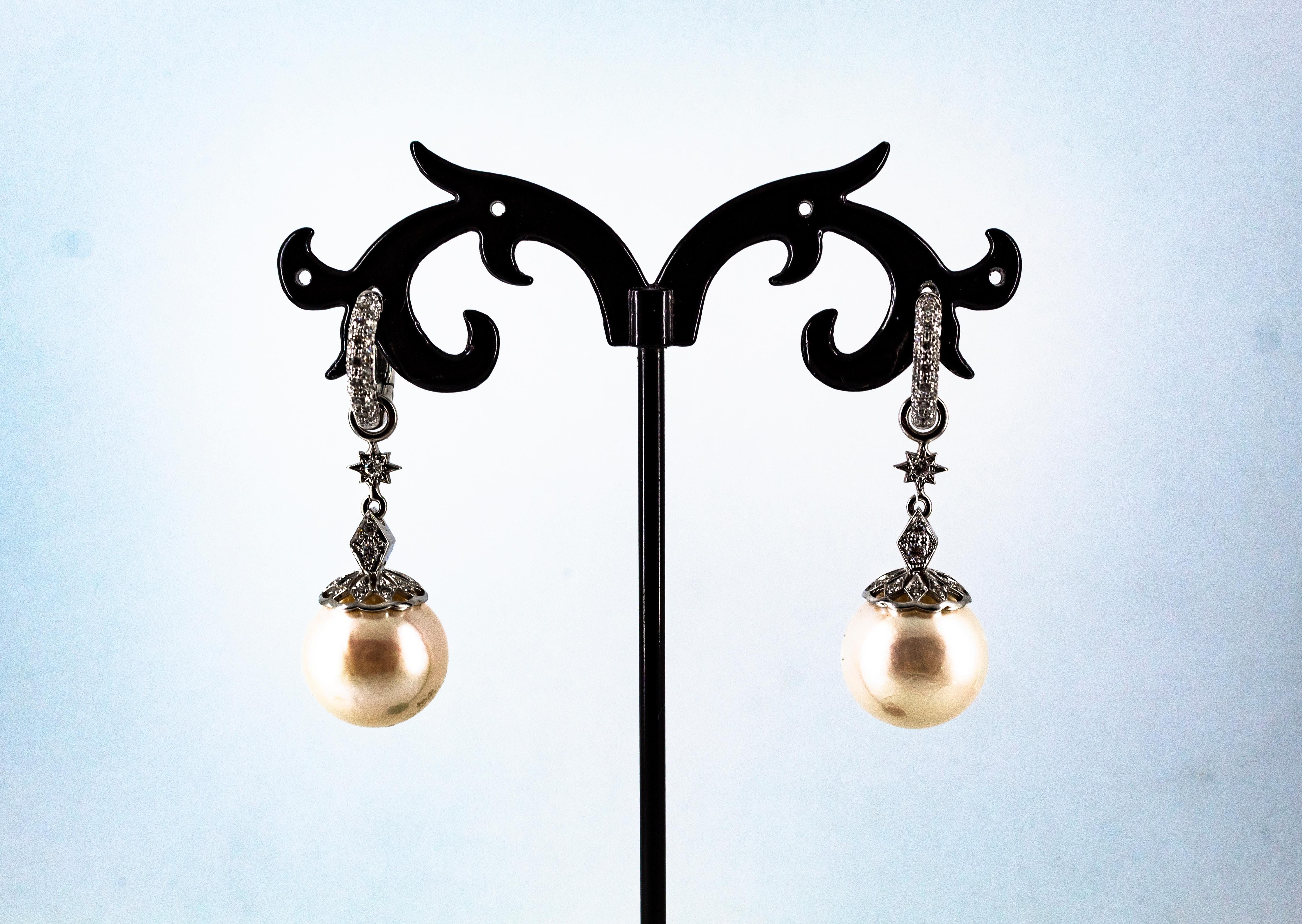 Weißgold-Ohrringe im Art-Déco-Stil mit 0,60 Karat weißen runden Diamanten und Perlen im Angebot 3
