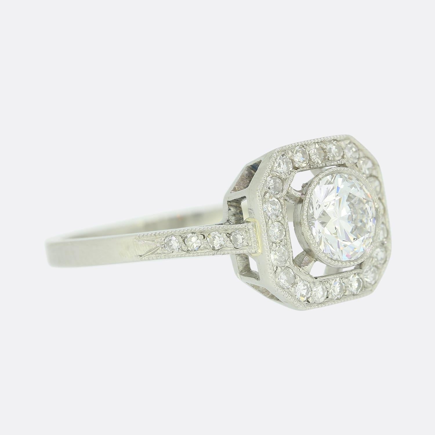 Taille brillant Bague grappe de diamants 0,70 carat de style Art déco en vente