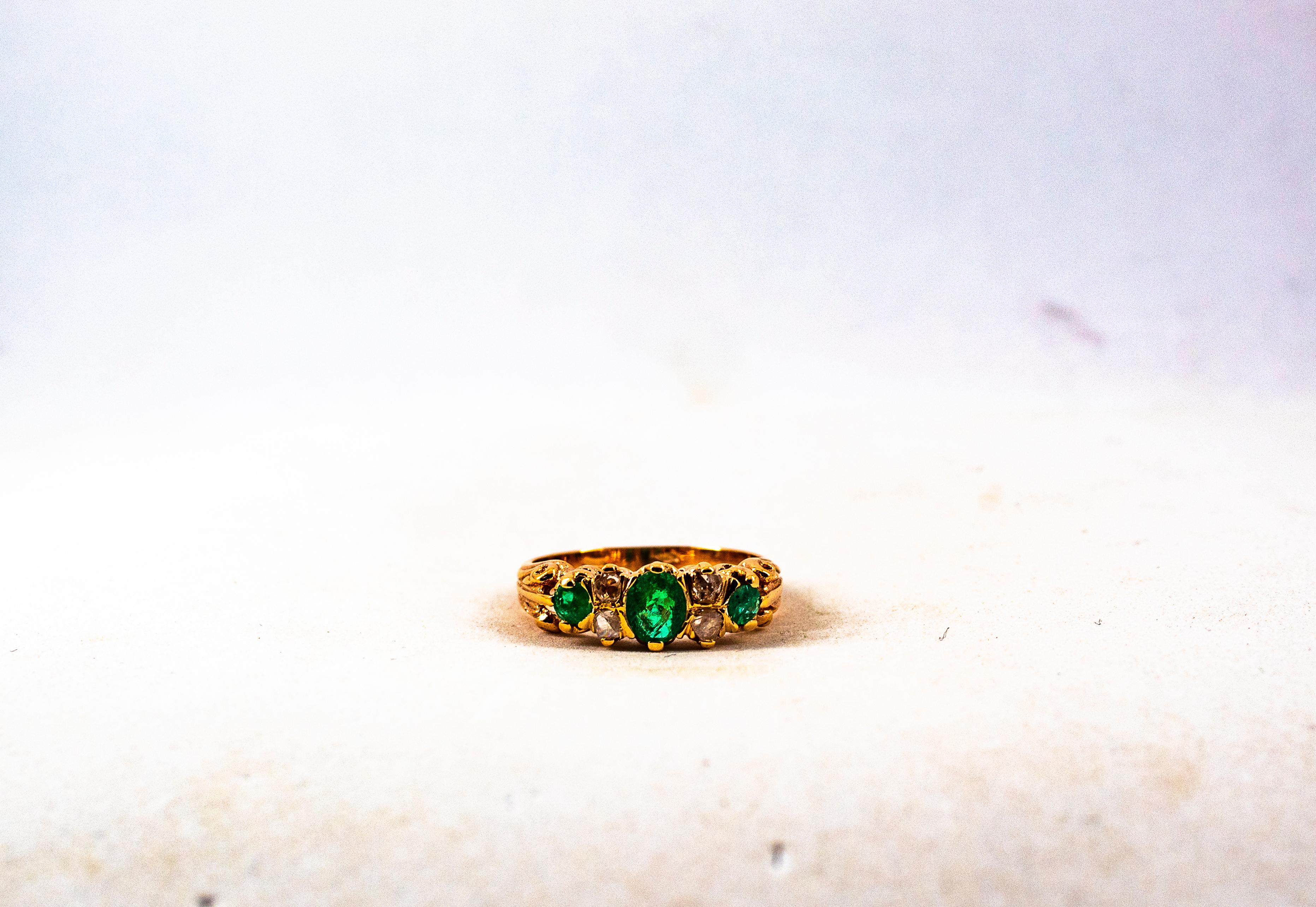 Art Deco Style 0.75 Carat White Rose Cut Diamond Emerald Yellow Gold Band Ring For Sale 9