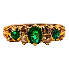 Art Deco Style 0.75 Carat White Rose Cut Diamond Emerald Yellow Gold Band Ring
