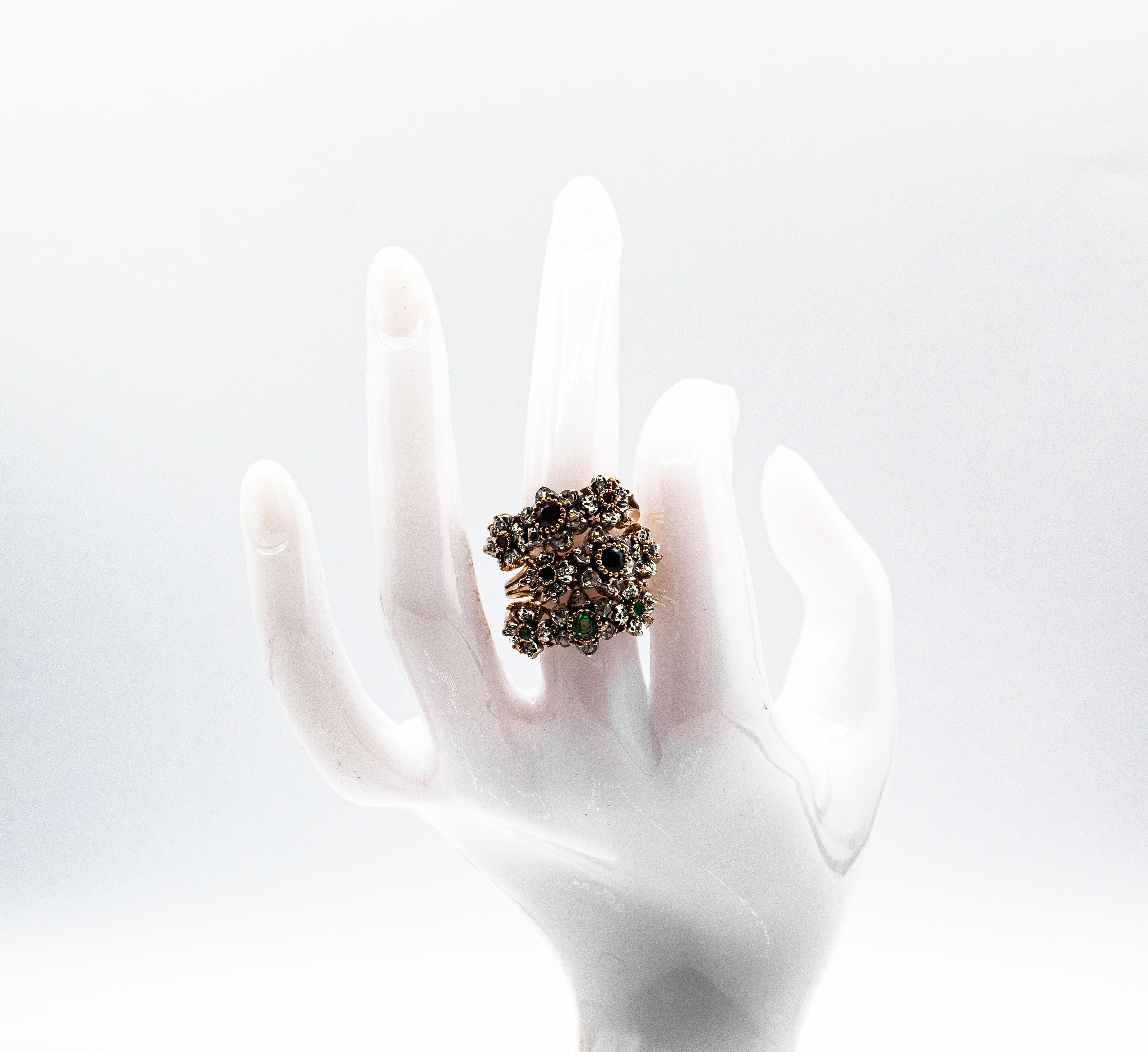 Art Deco Style 0.82 Carat White Rose Cut Diamond Emerald Yellow Gold Band Ring For Sale 6