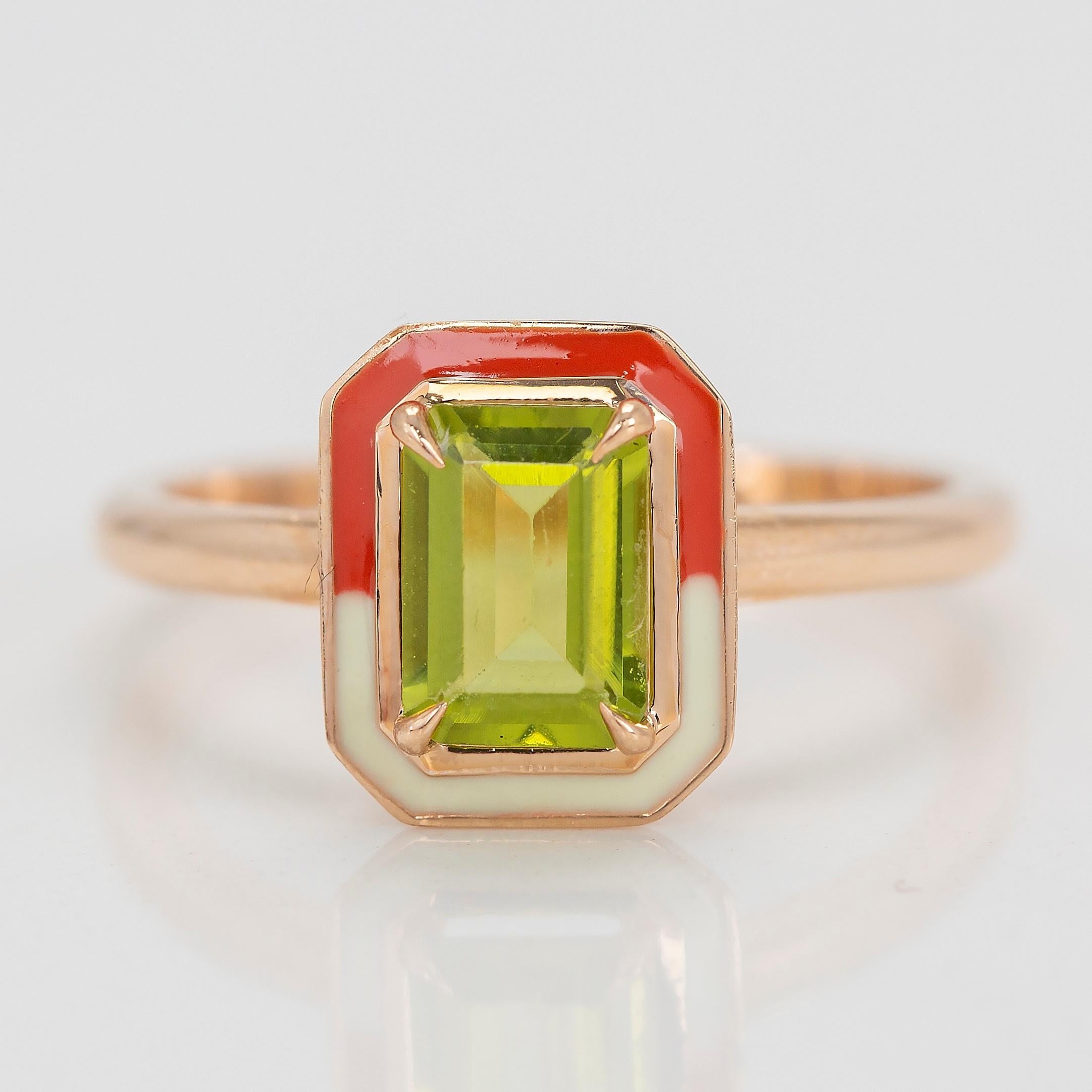 For Sale:  Art Deco Style 0.85 Ct Peridot 14K Gold Cocktail Ring 6