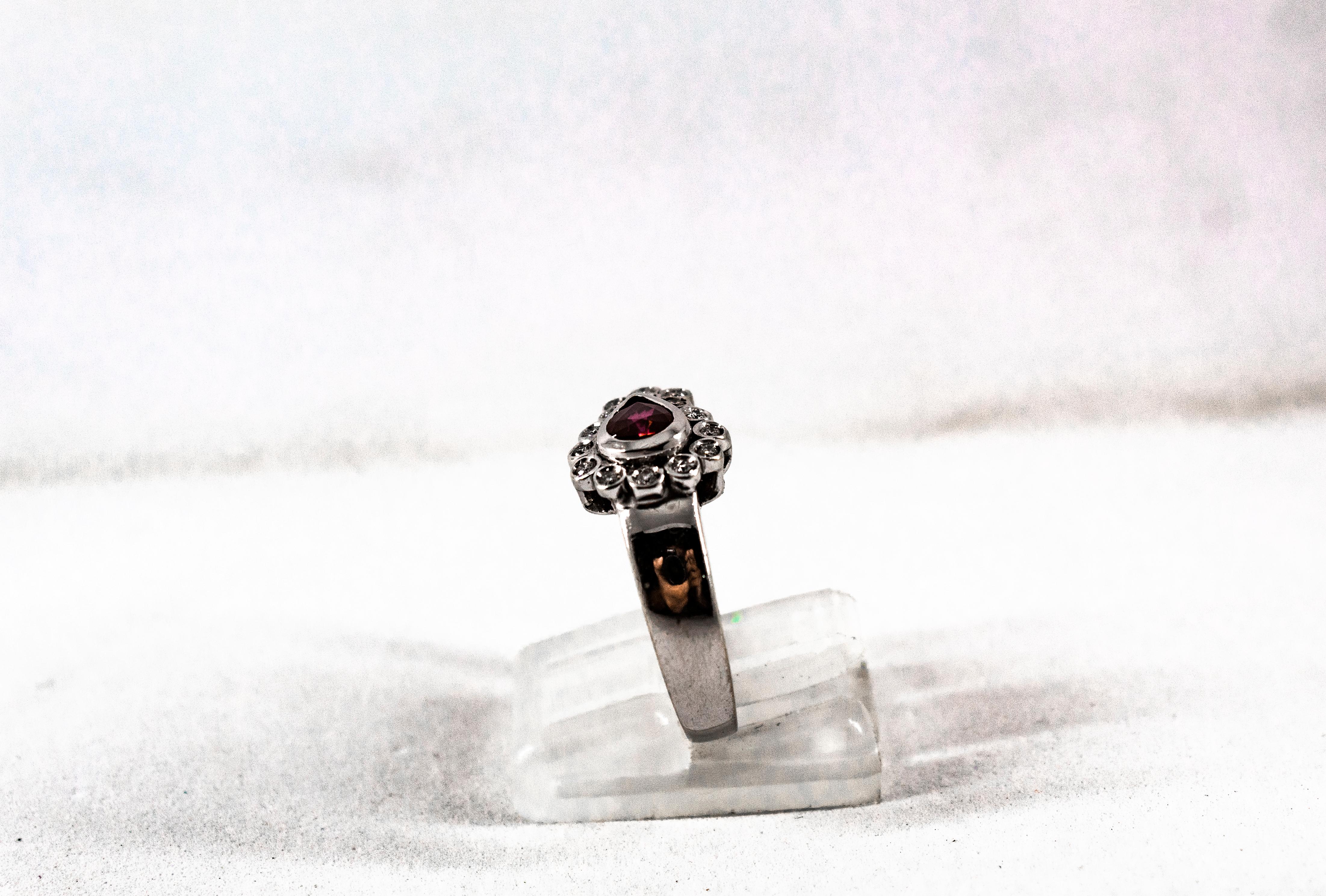 Women's or Men's Art Deco Style 0.88 Carat White Diamond Pear Cut Ruby White Gold Cocktail Ring For Sale