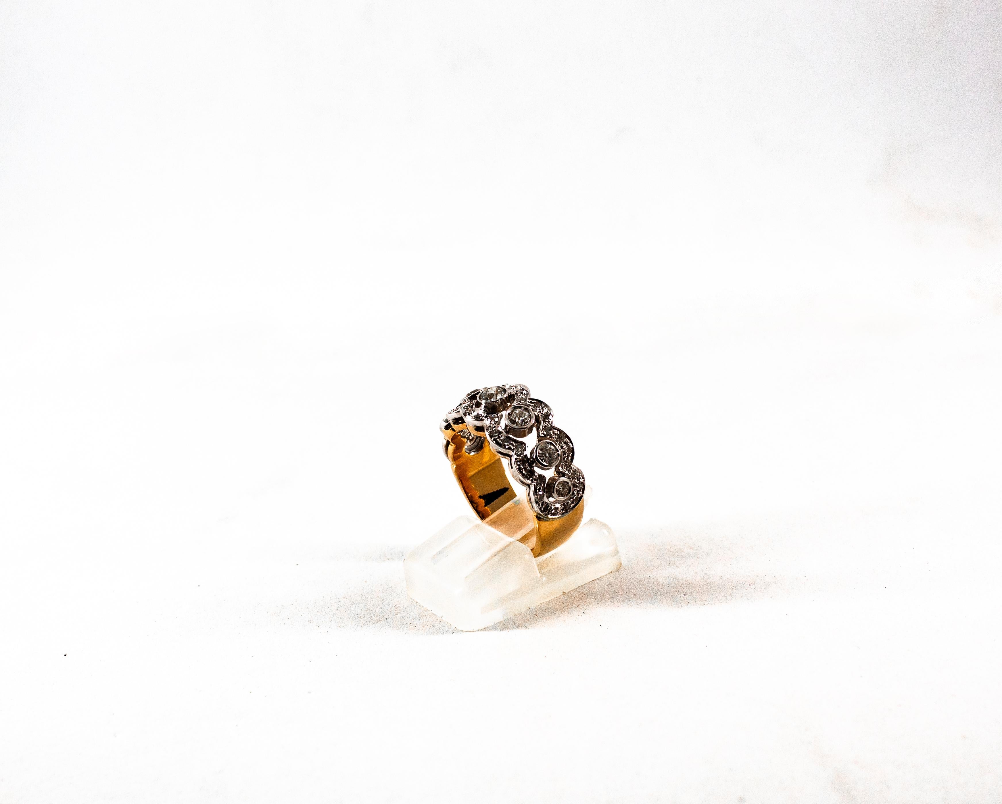 Art Deco Style 0.90 Carat White Old European Cut Diamond Yellow Gold Band Ring For Sale 3