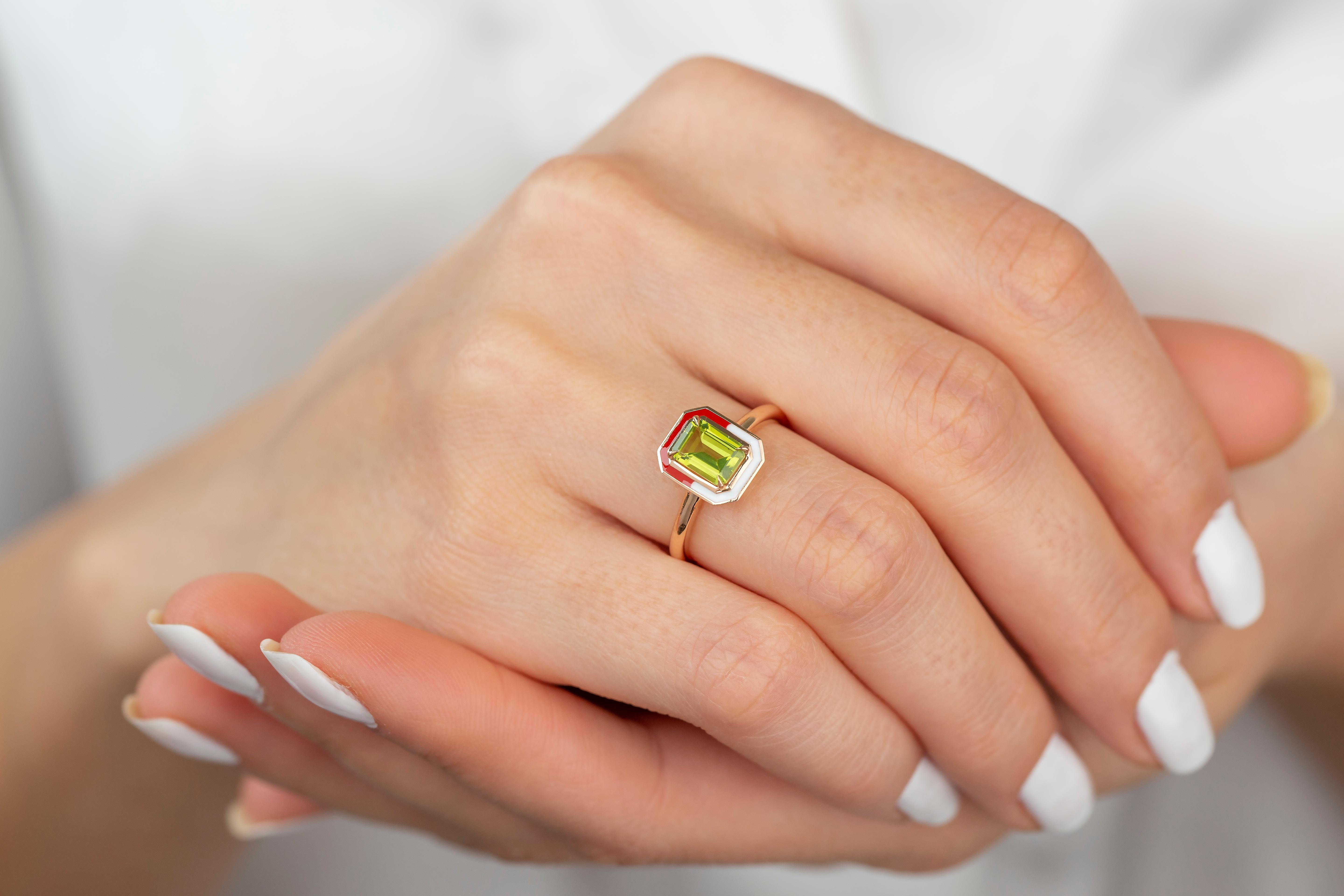 For Sale:  Art Deco Style 1.00 Ct Peridot Double Color Enamel 14K Gold Cocktail Ring 5