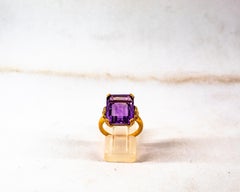 Anello da cocktail in oro giallo con diamante bianco e ametista da 10,07 carati in stile Art Deco