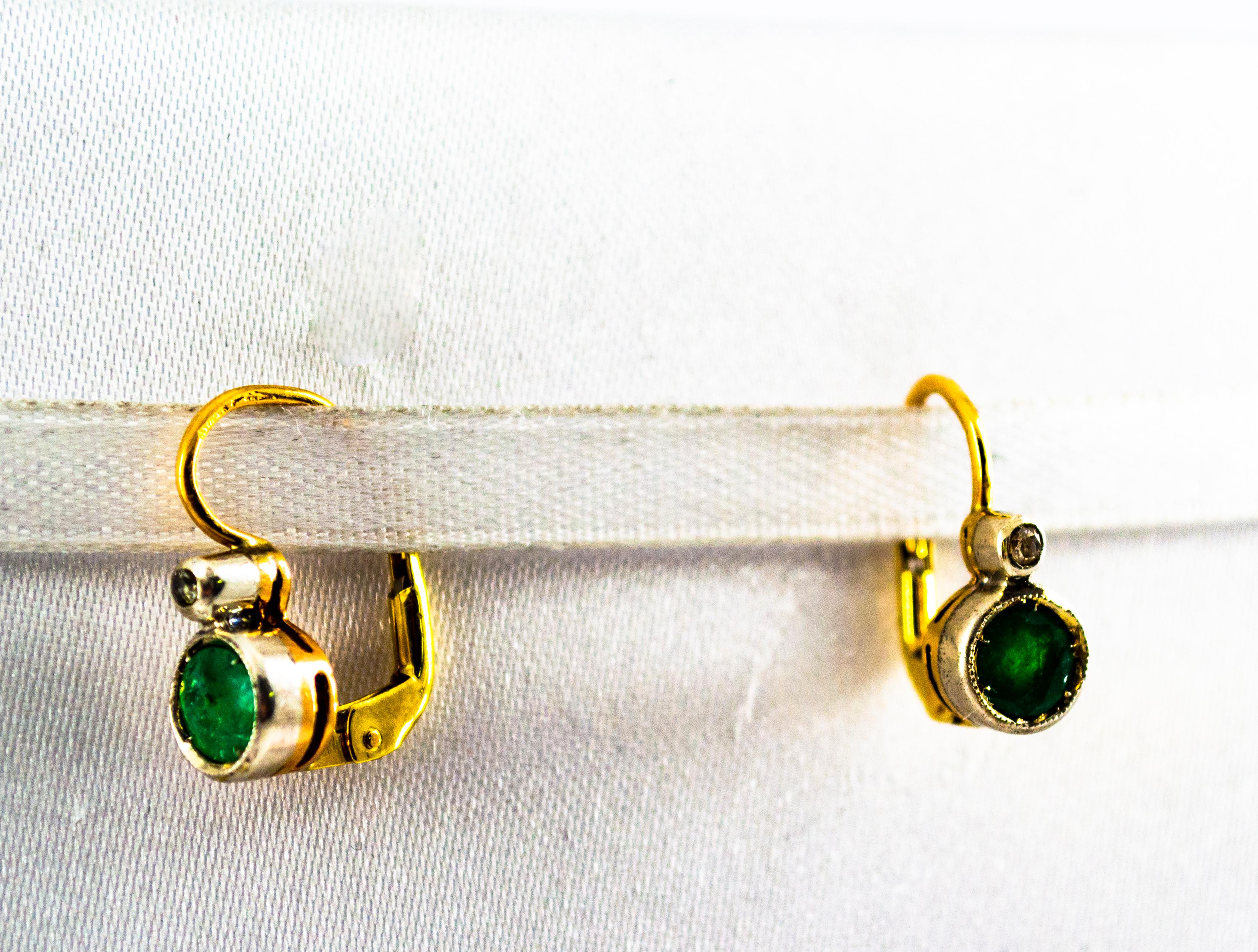 Gelbgold-Ohrringe mit Klappbrisur mit 1,02 Karat Smaragd und weißen Diamanten im Art déco-Stil für Damen oder Herren im Angebot