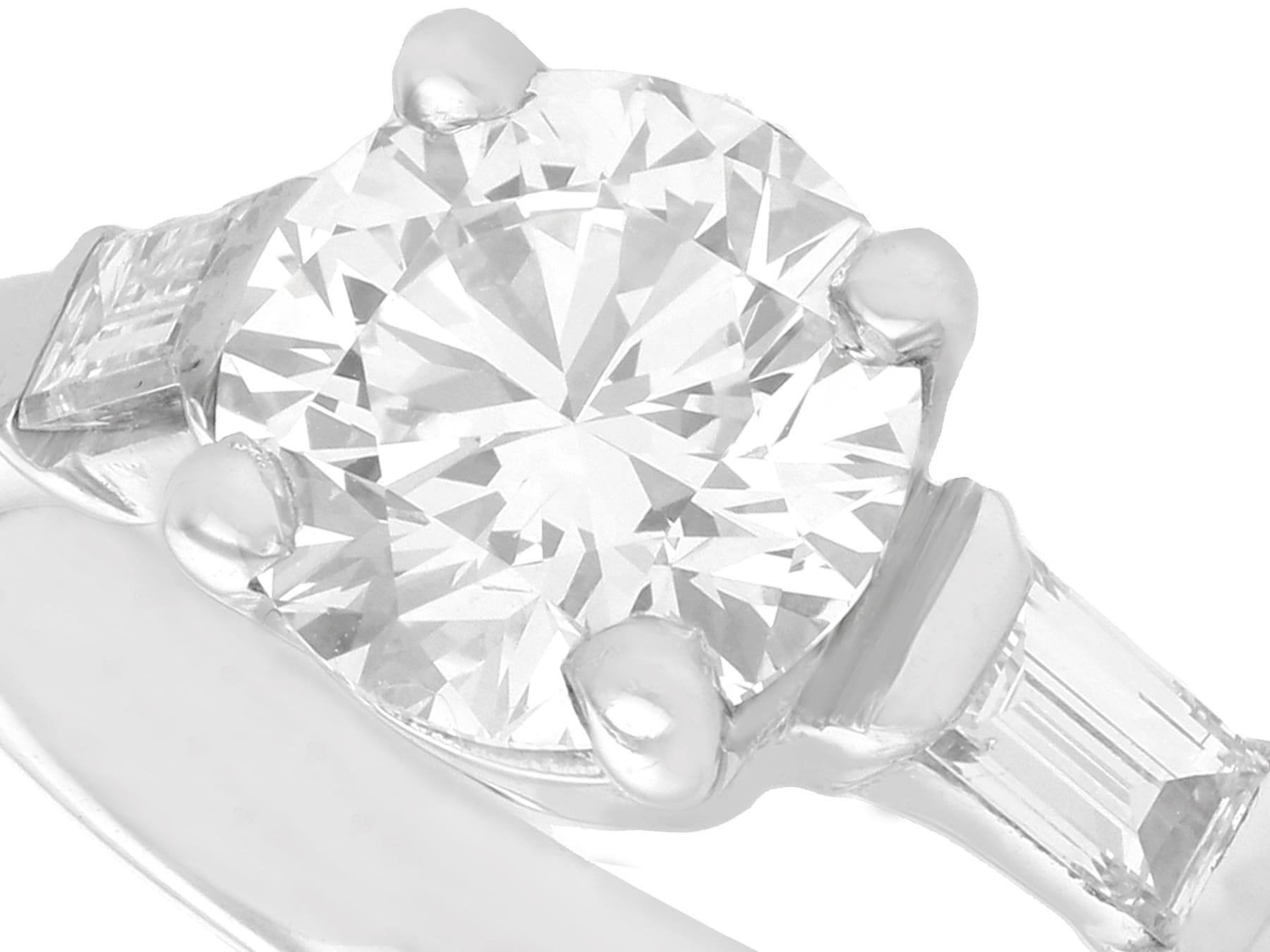 Round Cut Art Deco Style 1.05 Carat Diamond and Platinum Solitaire Engagement Ring