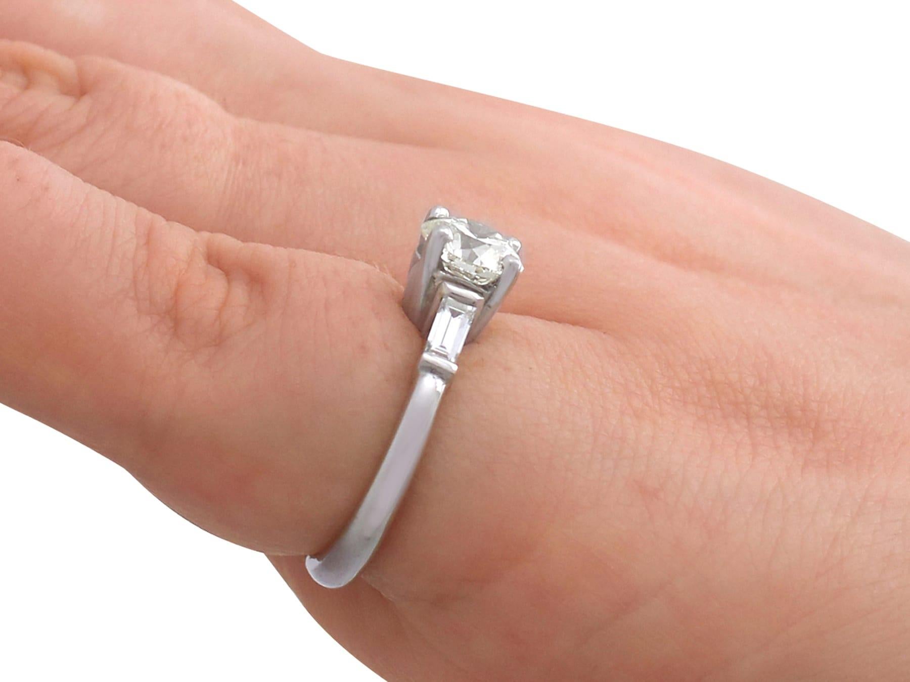 Art Deco Style 1.05 Carat Diamond and Platinum Solitaire Engagement Ring 2