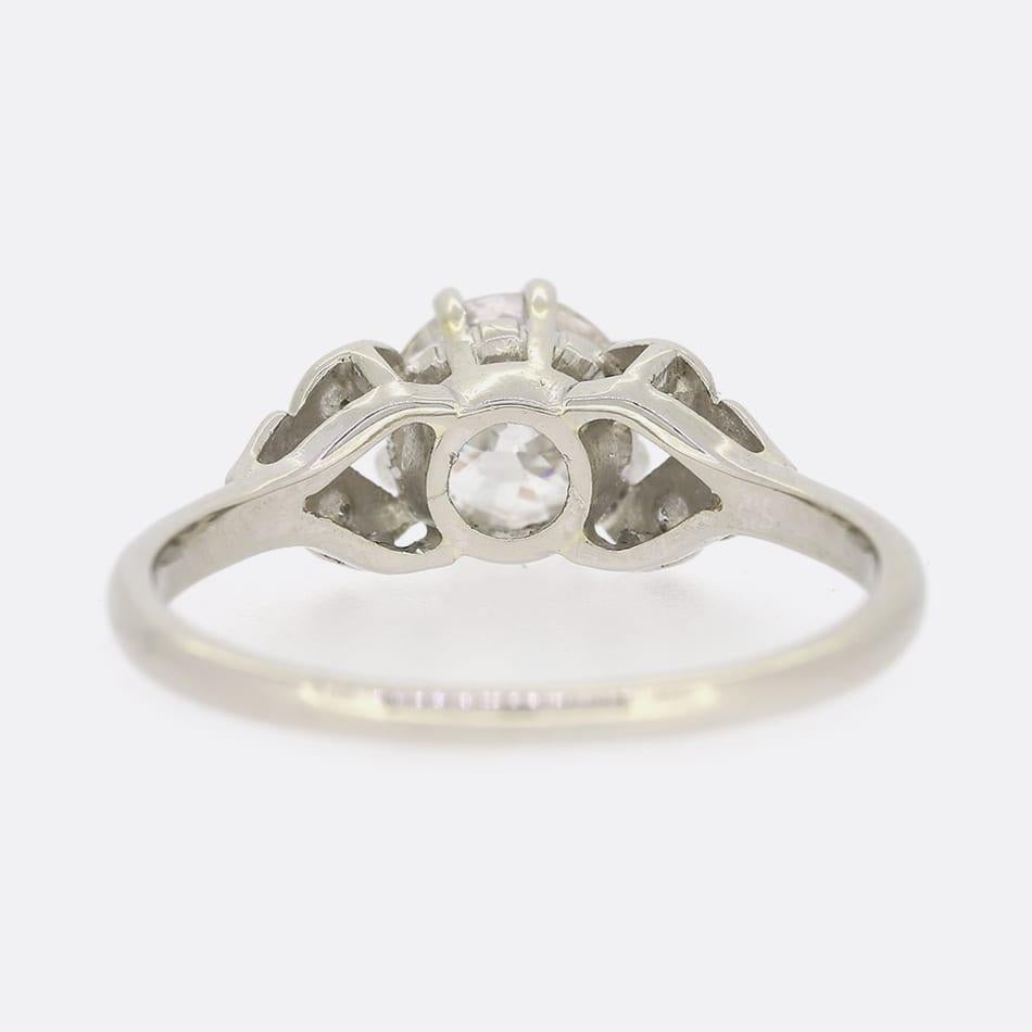 Art Deco Style 1.05 Carat Diamond Solitaire Ring In Good Condition For Sale In London, GB