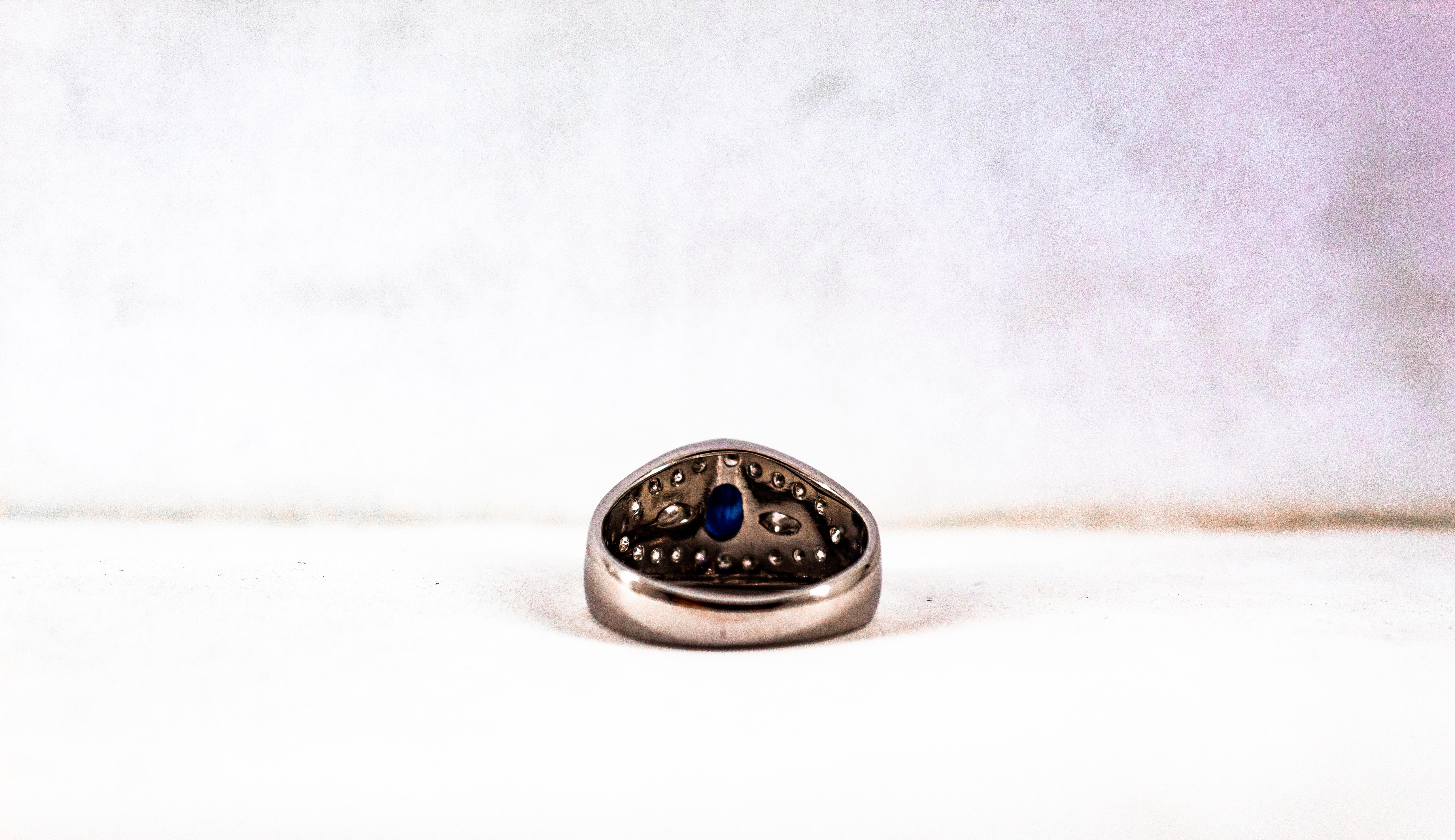 Art Deco Style 1.05 Carat Modern Round Cut Diamond Blue Sapphire White Gold Ring For Sale 8