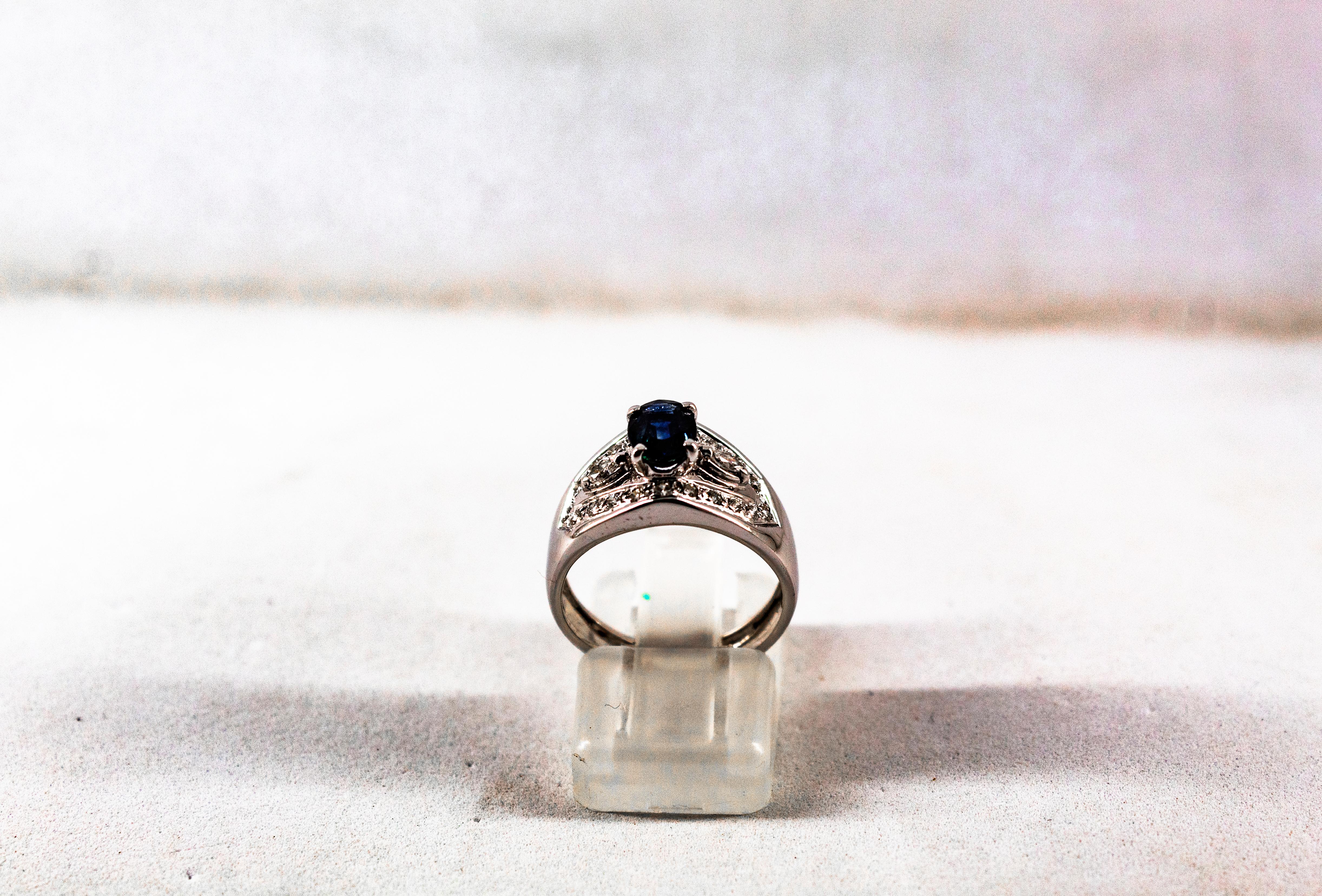 Brilliant Cut Art Deco Style 1.05 Carat Modern Round Cut Diamond Blue Sapphire White Gold Ring For Sale