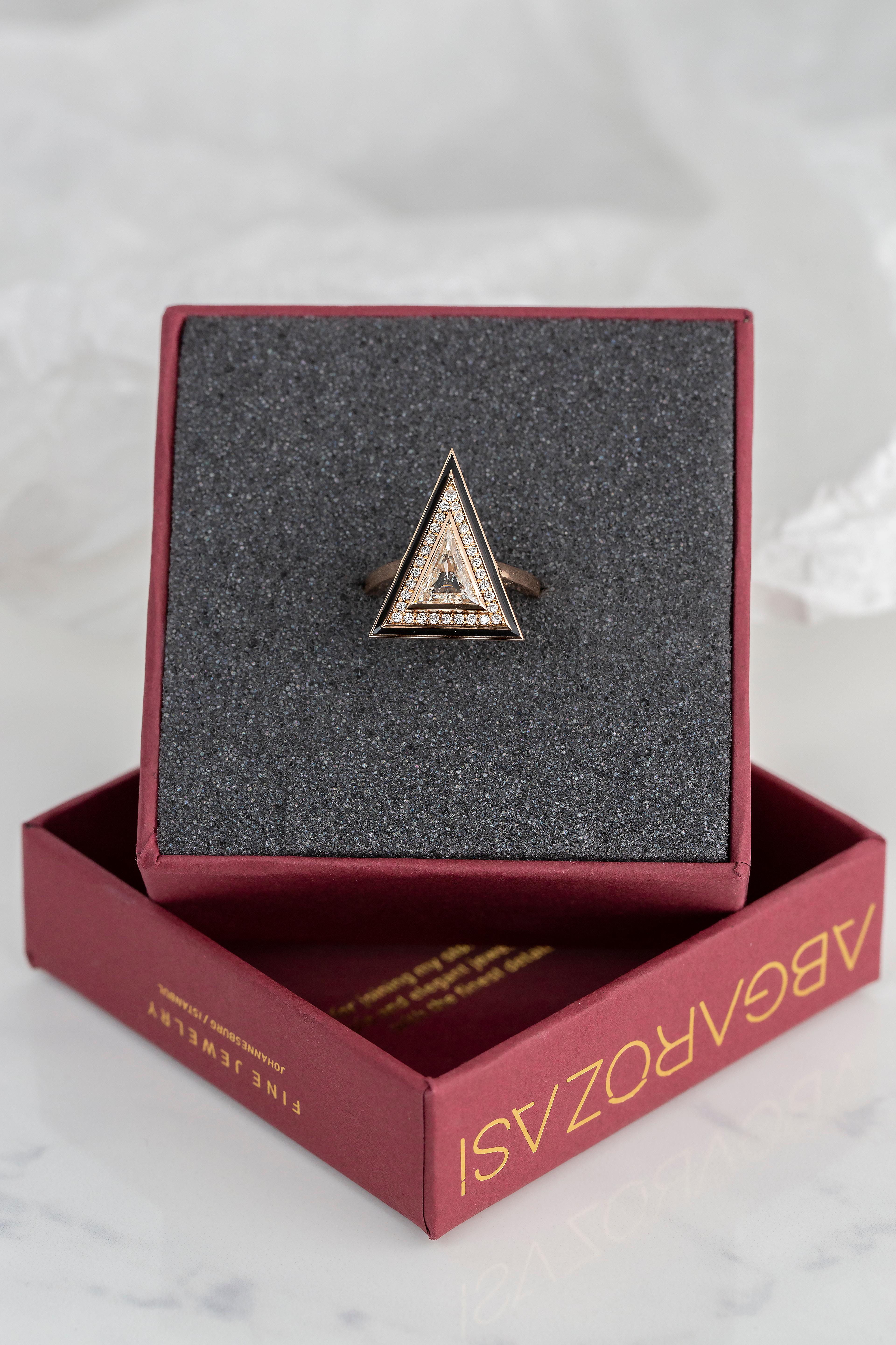 Art Deco Style 1.06 Ct Triangle Shaped Rosecut Diamond 18K Gold Ring 10