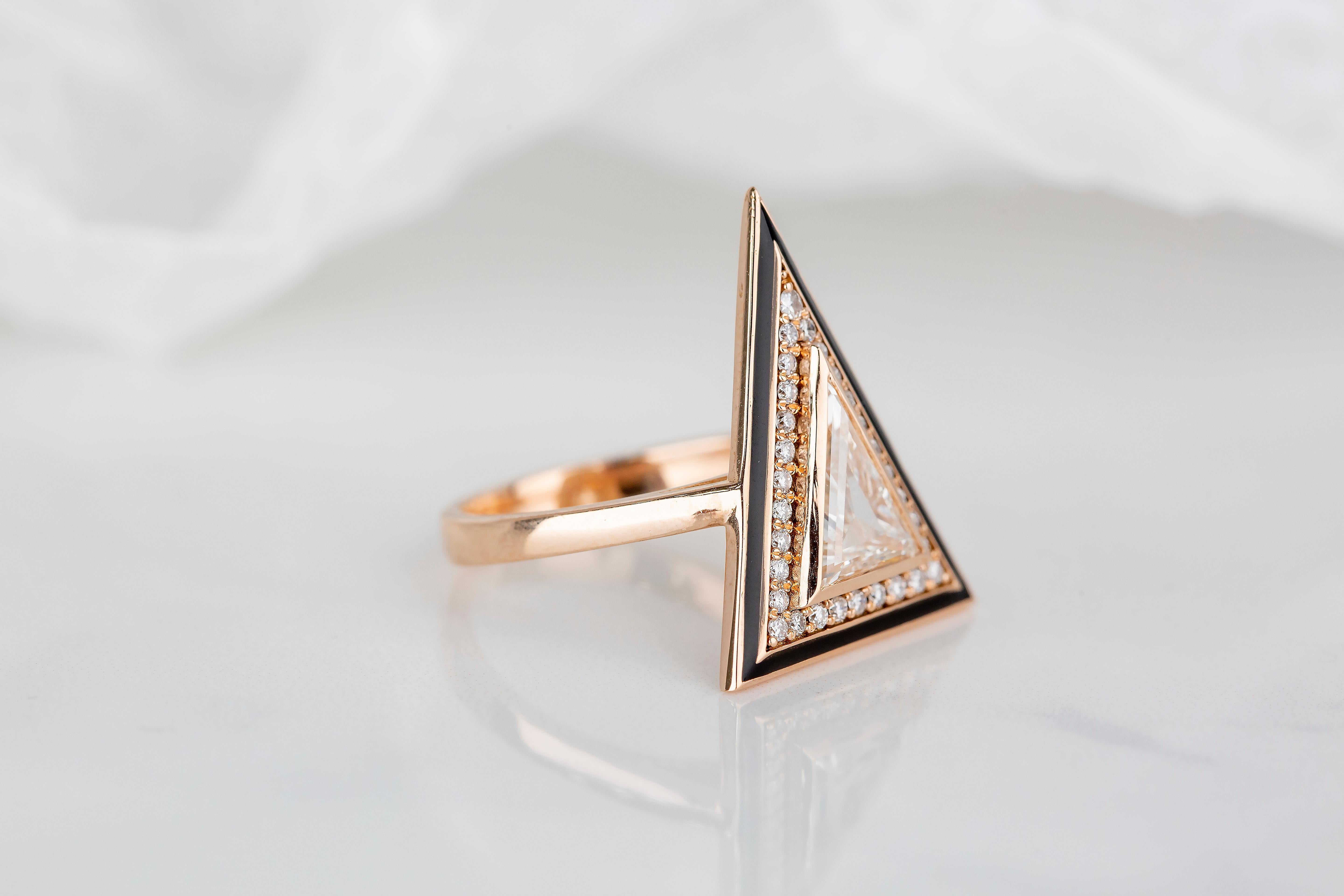 For Sale:  Art Deco Style 1.06 Ct Triangle Shaped Rosecut Diamond 18K Gold Ring 6