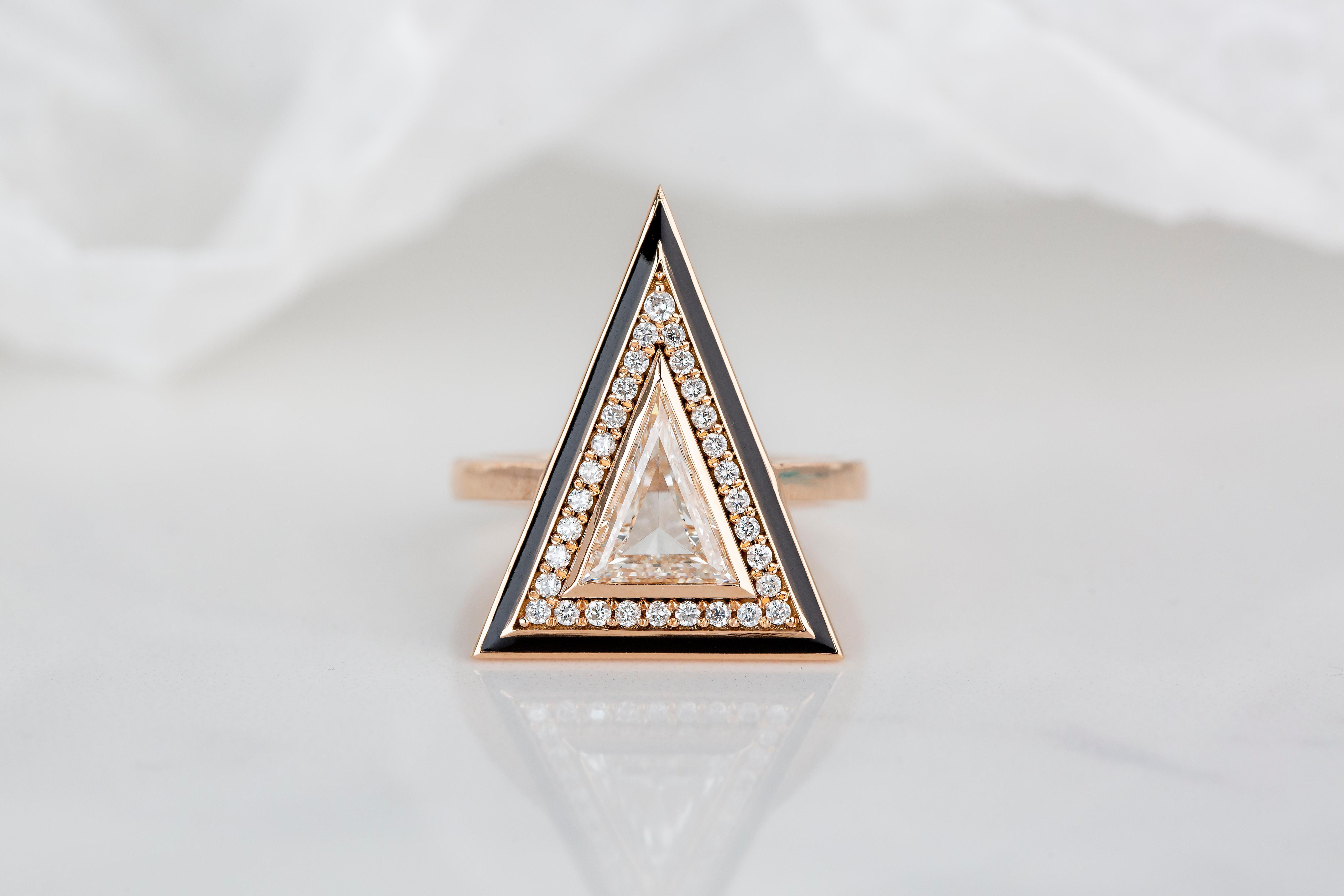 For Sale:  Art Deco Style 1.06 Ct Triangle Shaped Rosecut Diamond 18K Gold Ring 7