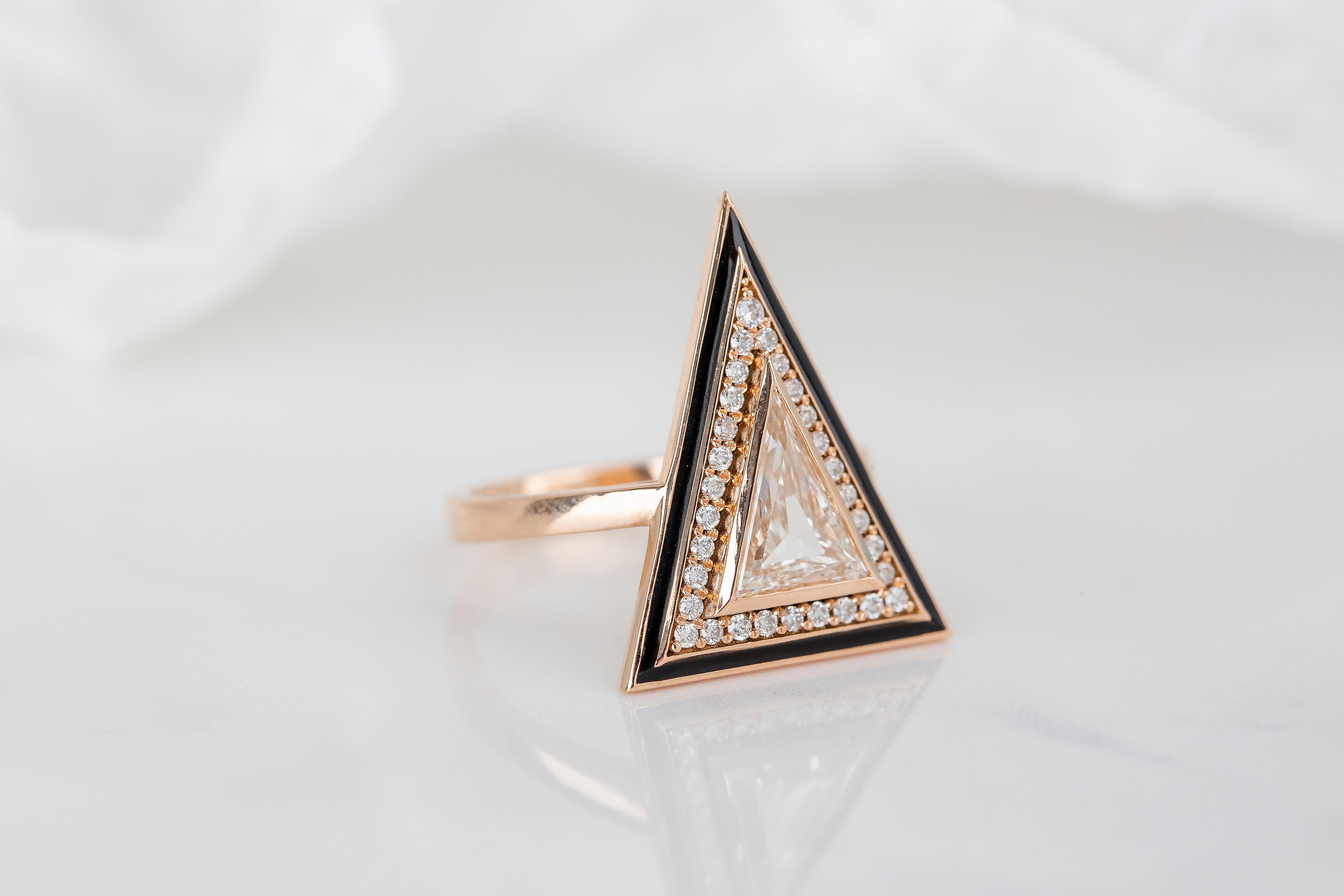 For Sale:  Art Deco Style 1.06 Ct Triangle Shaped Rosecut Diamond 18K Gold Ring 8