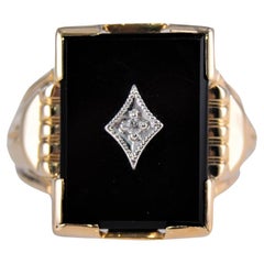 Antique Art Deco Style 10Kt. Solid Gold Signet Ring With Black Onyx and Diamond Size 10