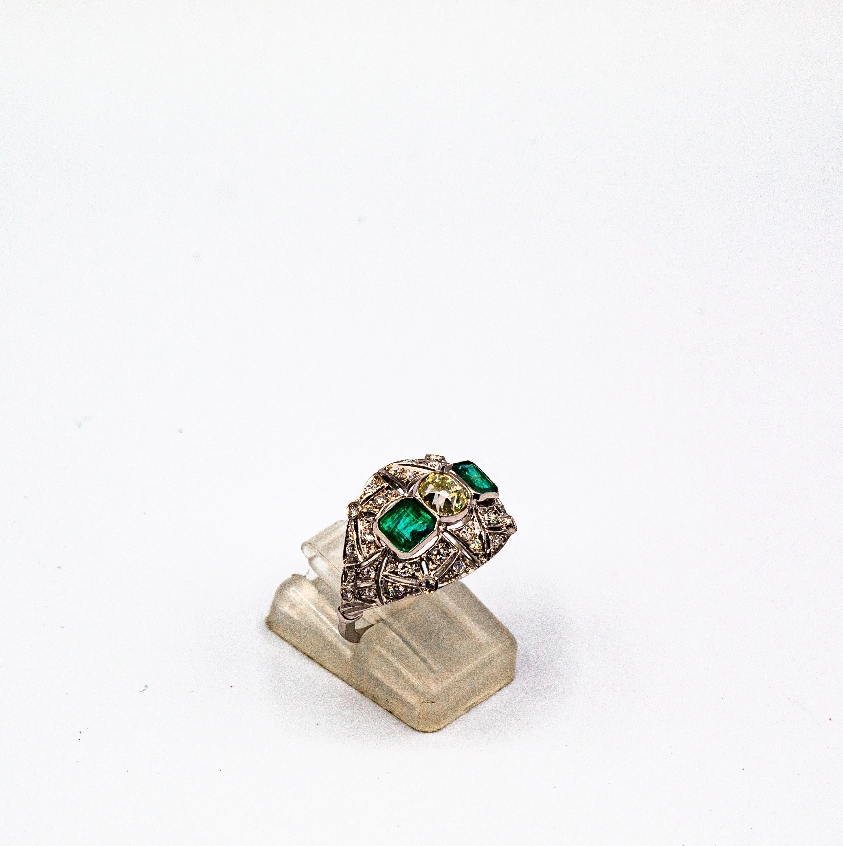 Art Deco Style 1.15 Carat White Diamond 1.27 Carat Emerald White Gold Ring 1