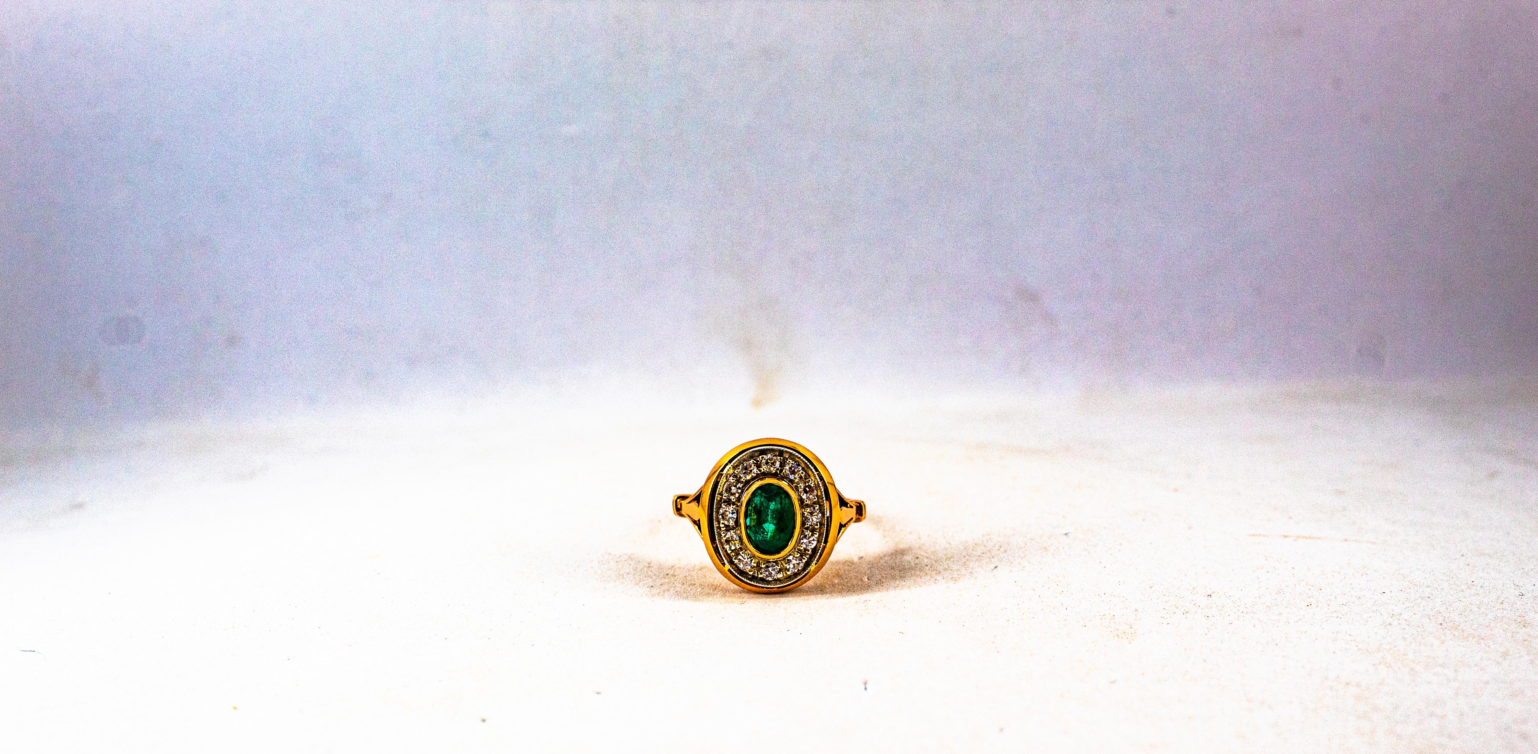 Art Deco Style 1.15 Carat White Diamond Emerald Yellow Gold Cocktail Ring For Sale 1